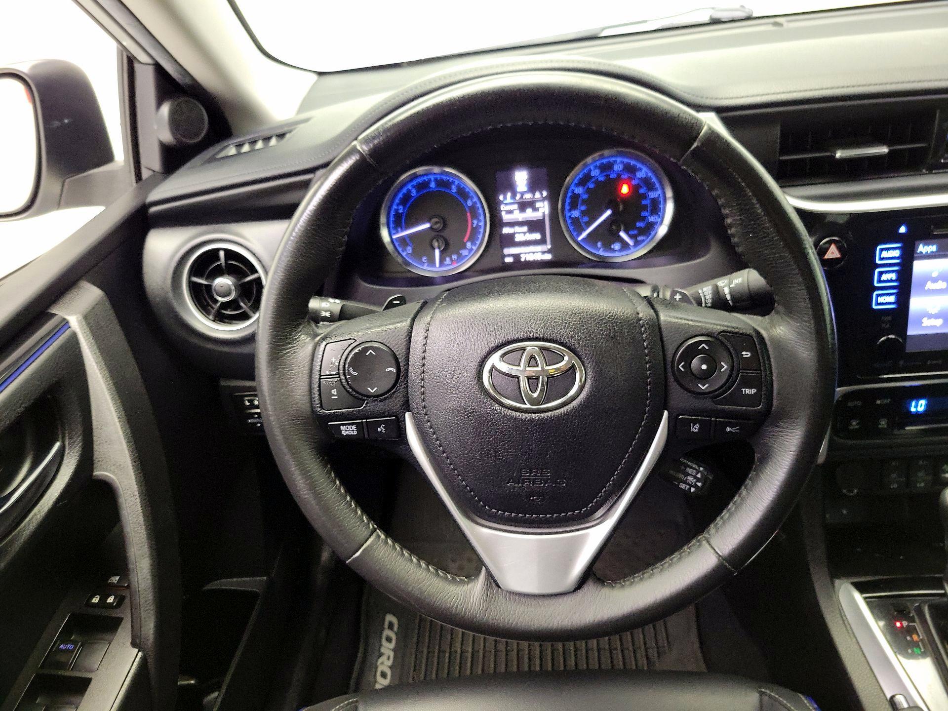 Thumbnail: 2018 Toyota Corolla - 10