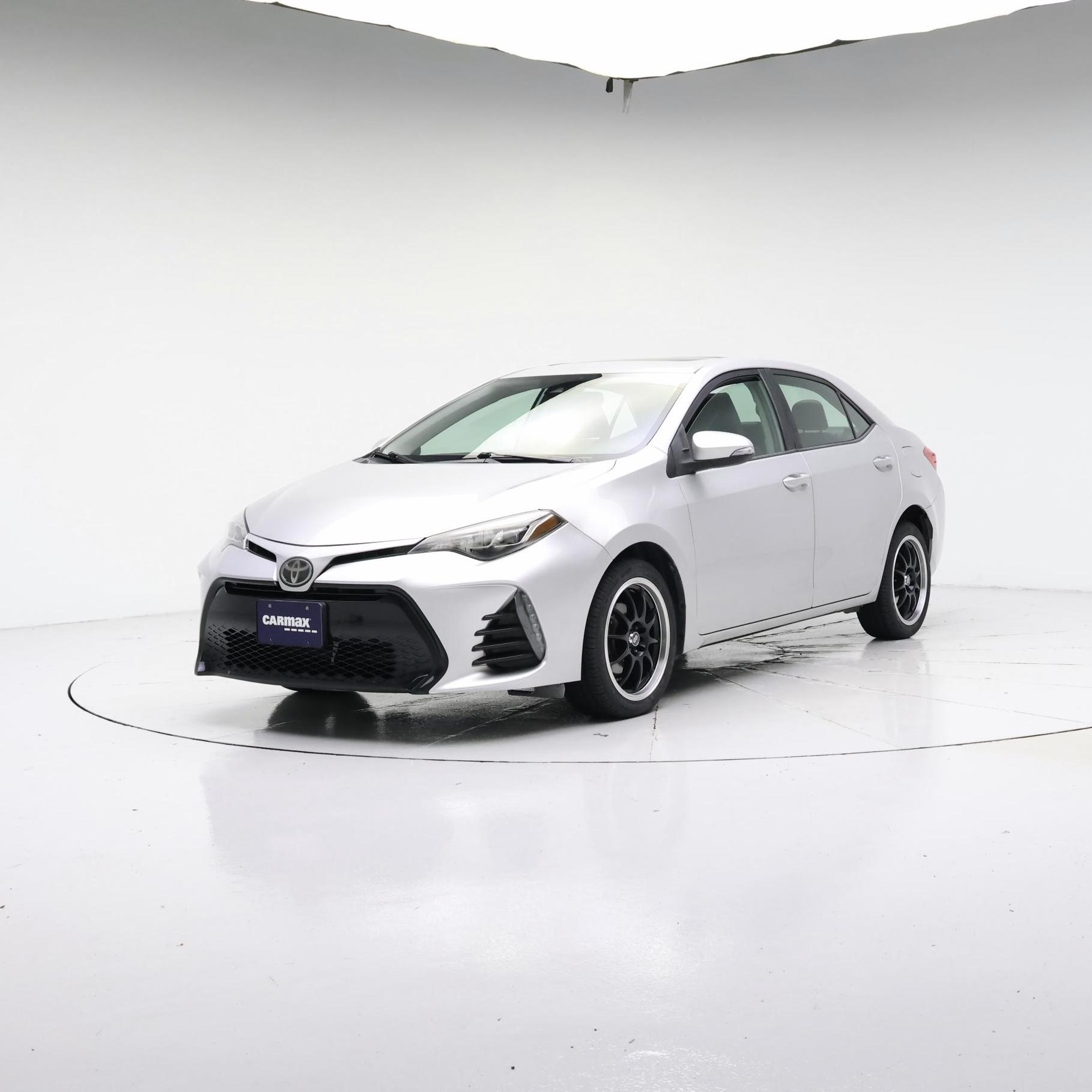 Thumbnail: 2018 Toyota Corolla - 4