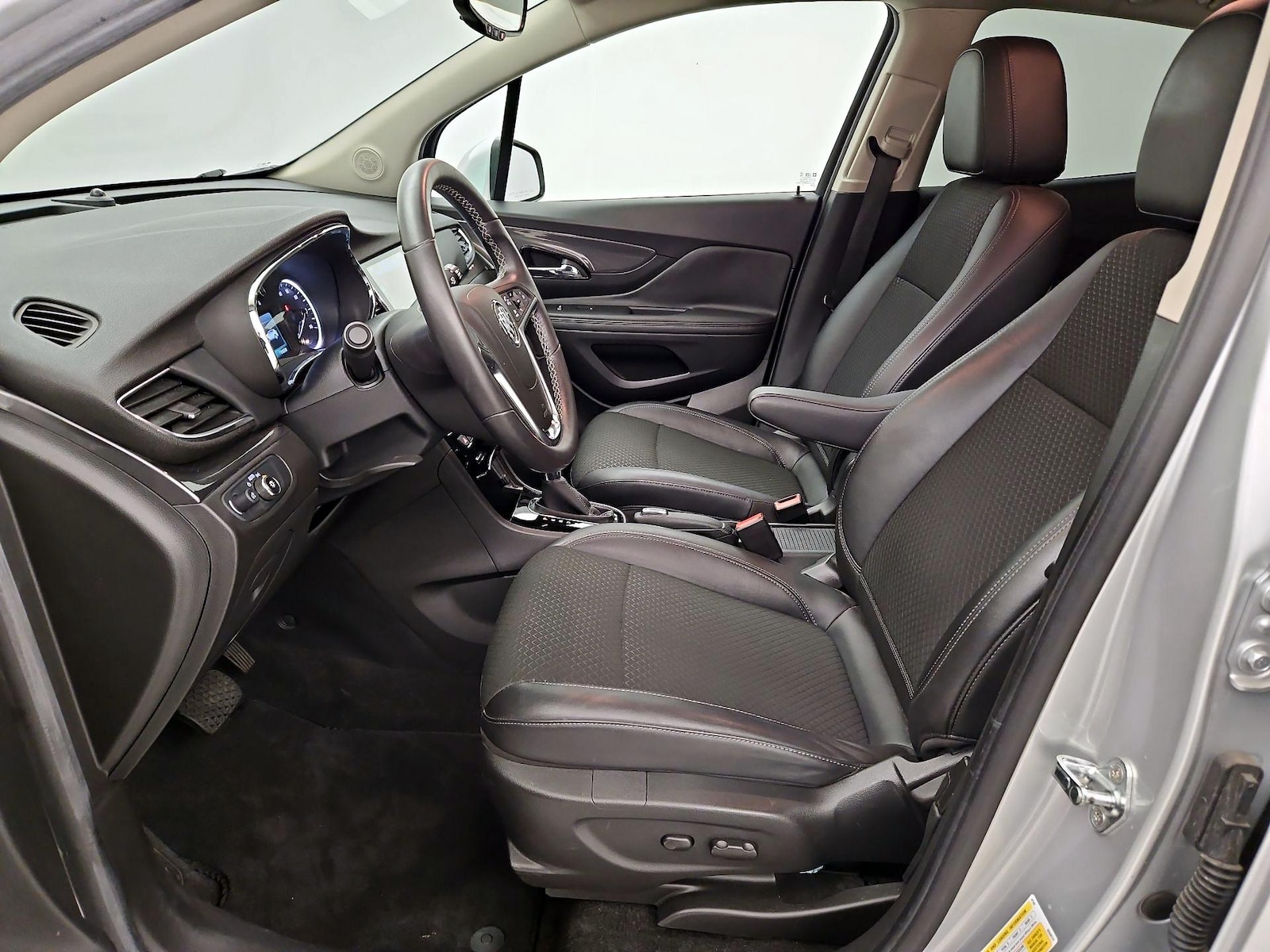 2017 Buick Encore Preferred - Photo 12