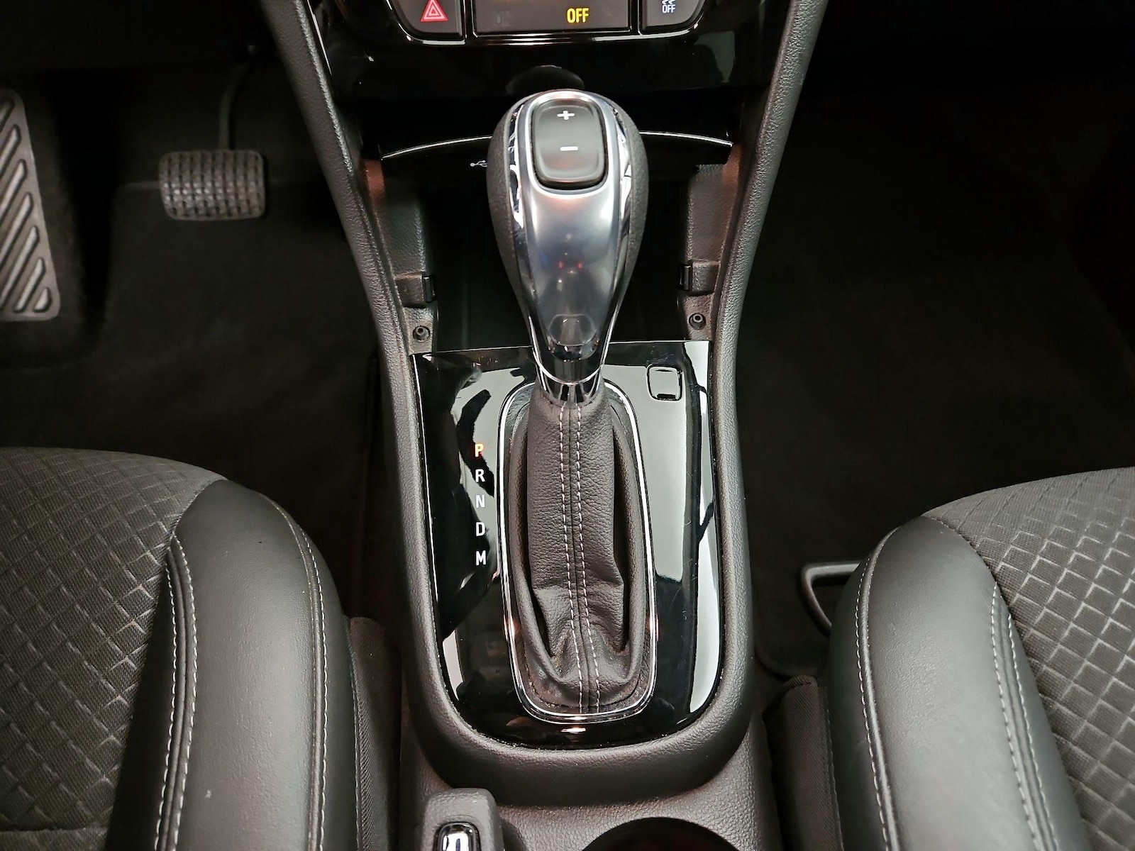 2017 Buick Encore Preferred - Photo 18