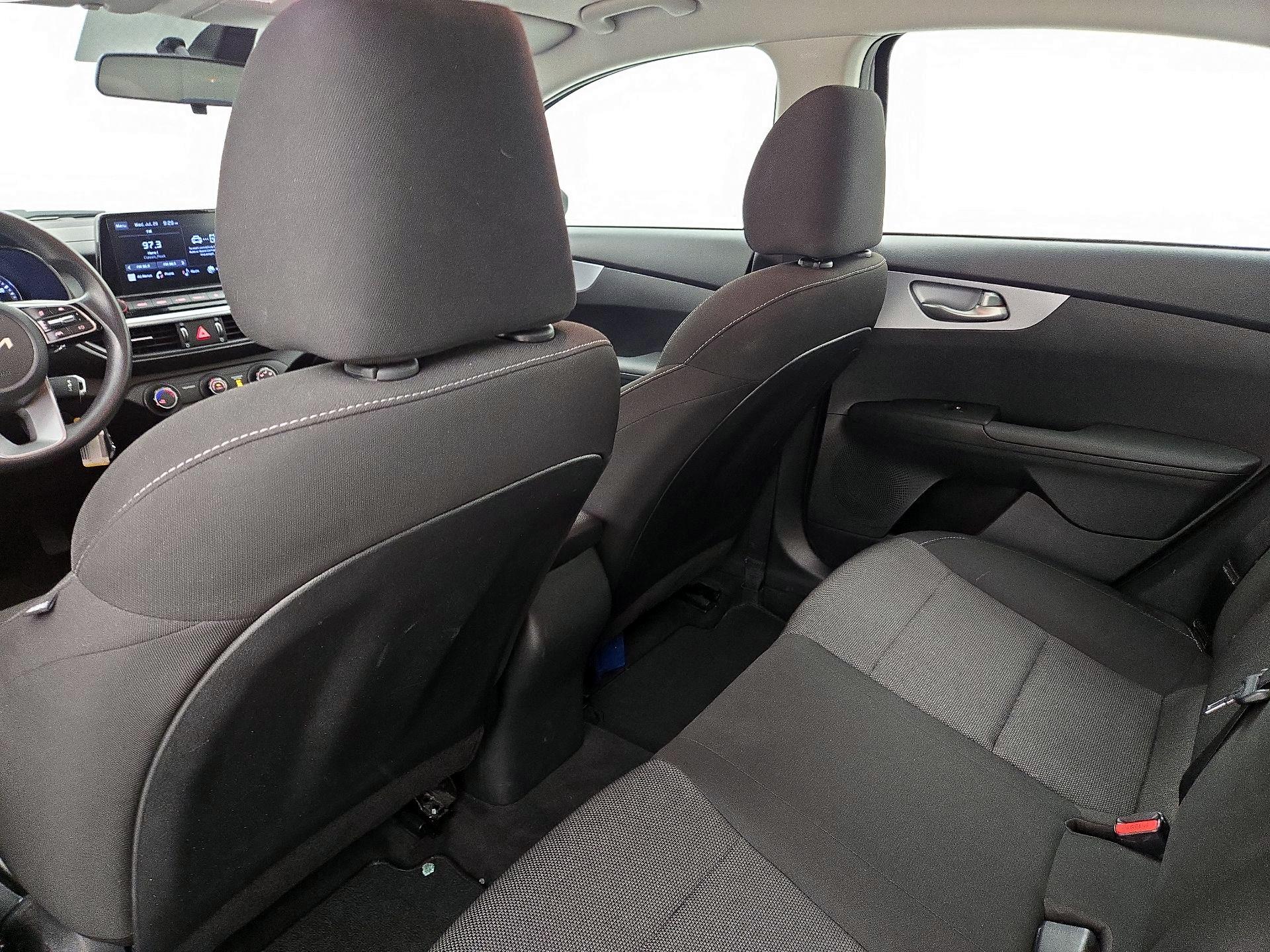 Thumbnail: 2022 Kia Forte - 19