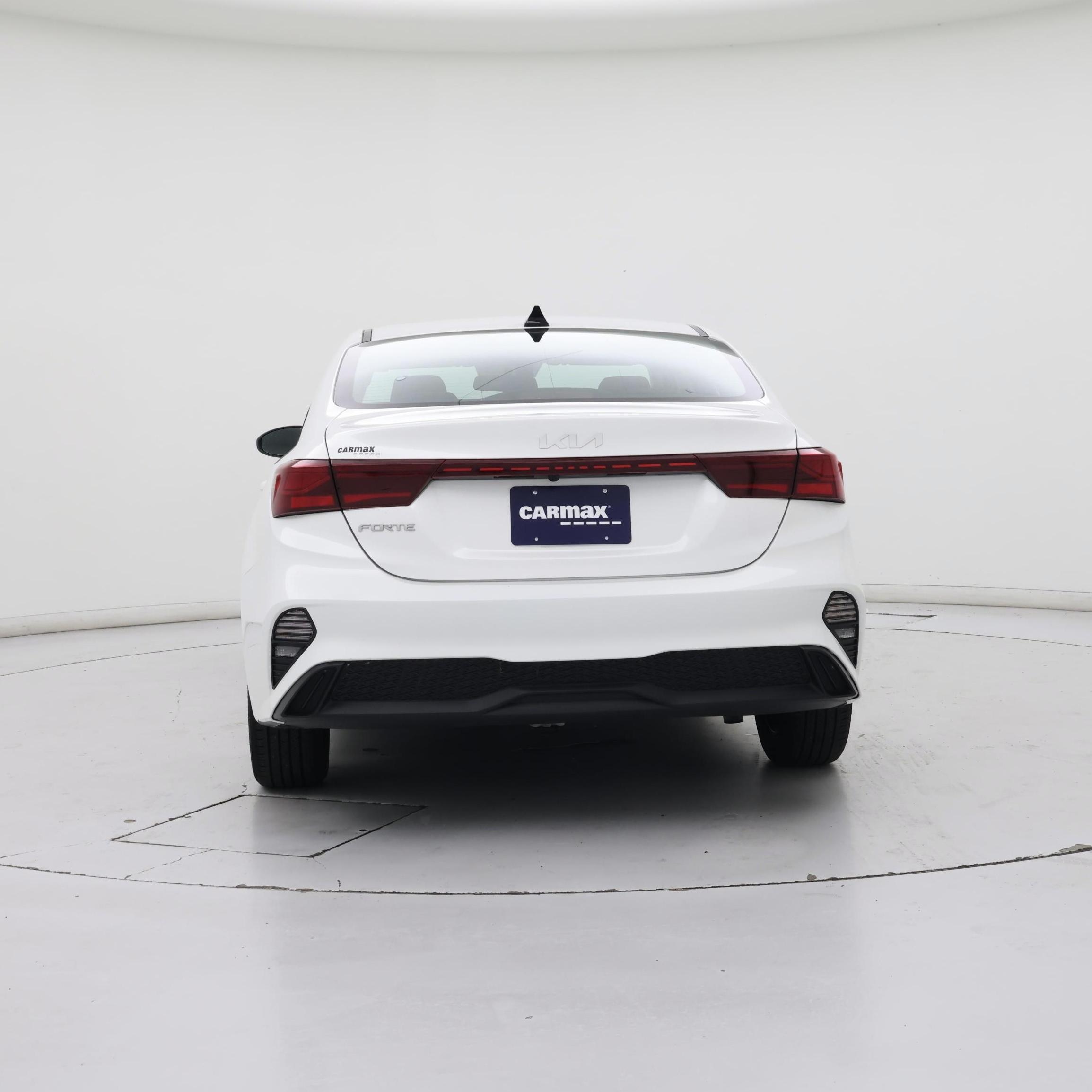 Thumbnail: 2022 Kia Forte - 6