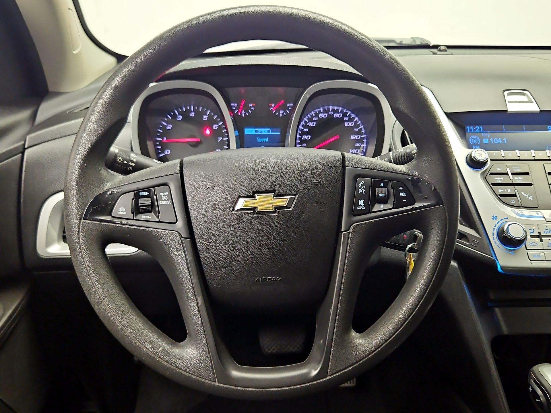 Thumbnail: 2015 Chevrolet Equinox - 10
