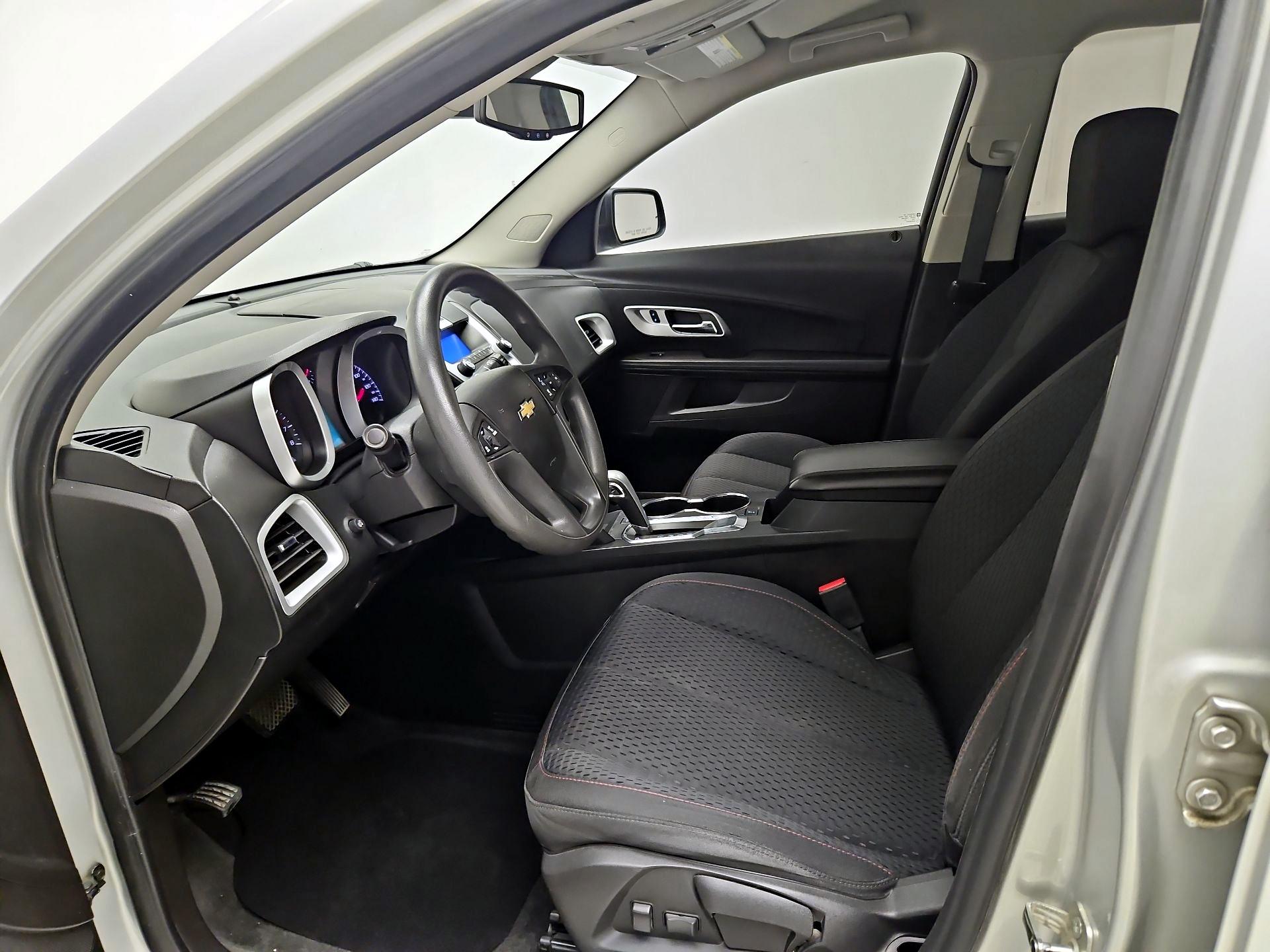 Thumbnail: 2015 Chevrolet Equinox - 11