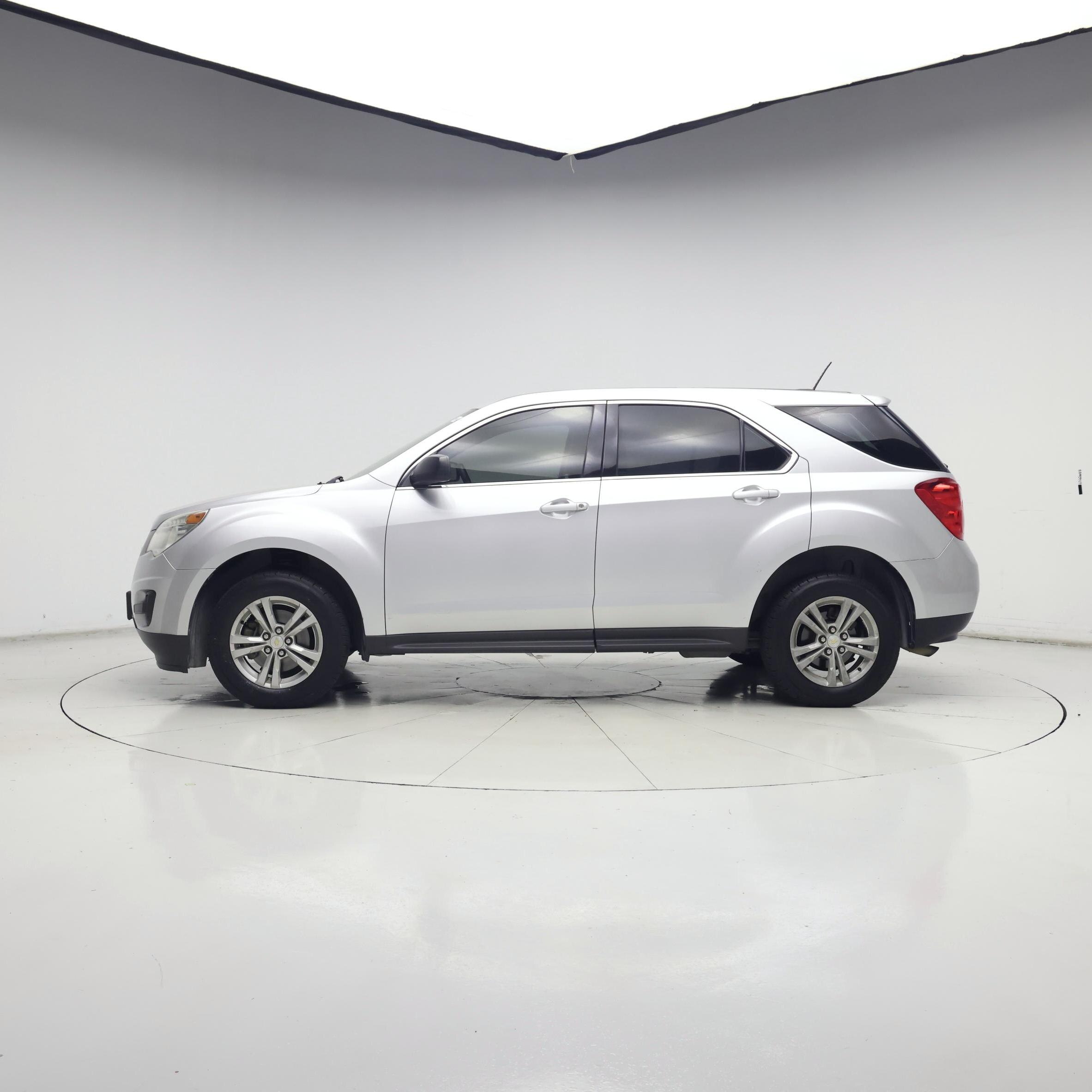 Thumbnail: 2015 Chevrolet Equinox - 3