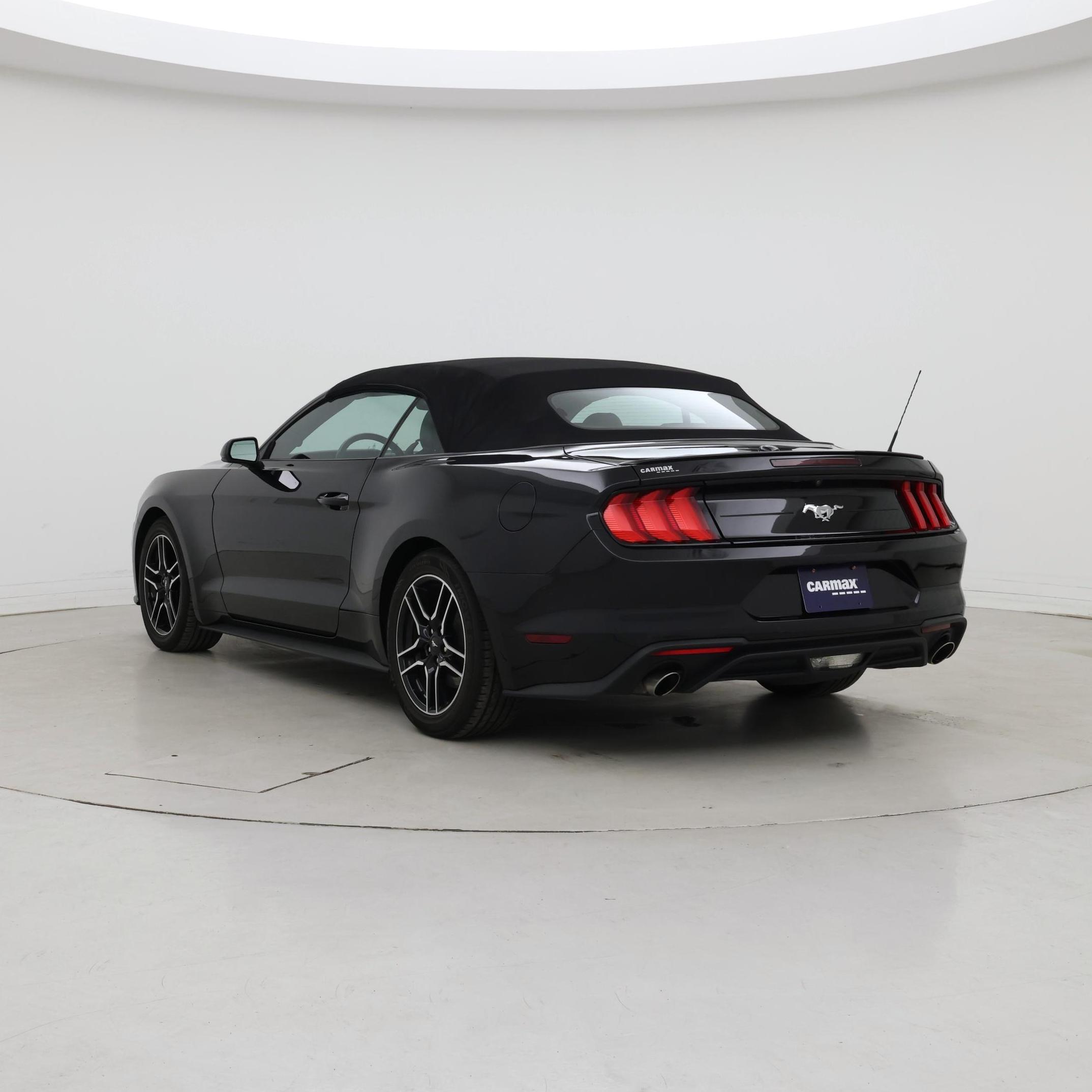 Thumbnail: 2022 Ford Mustang - 2