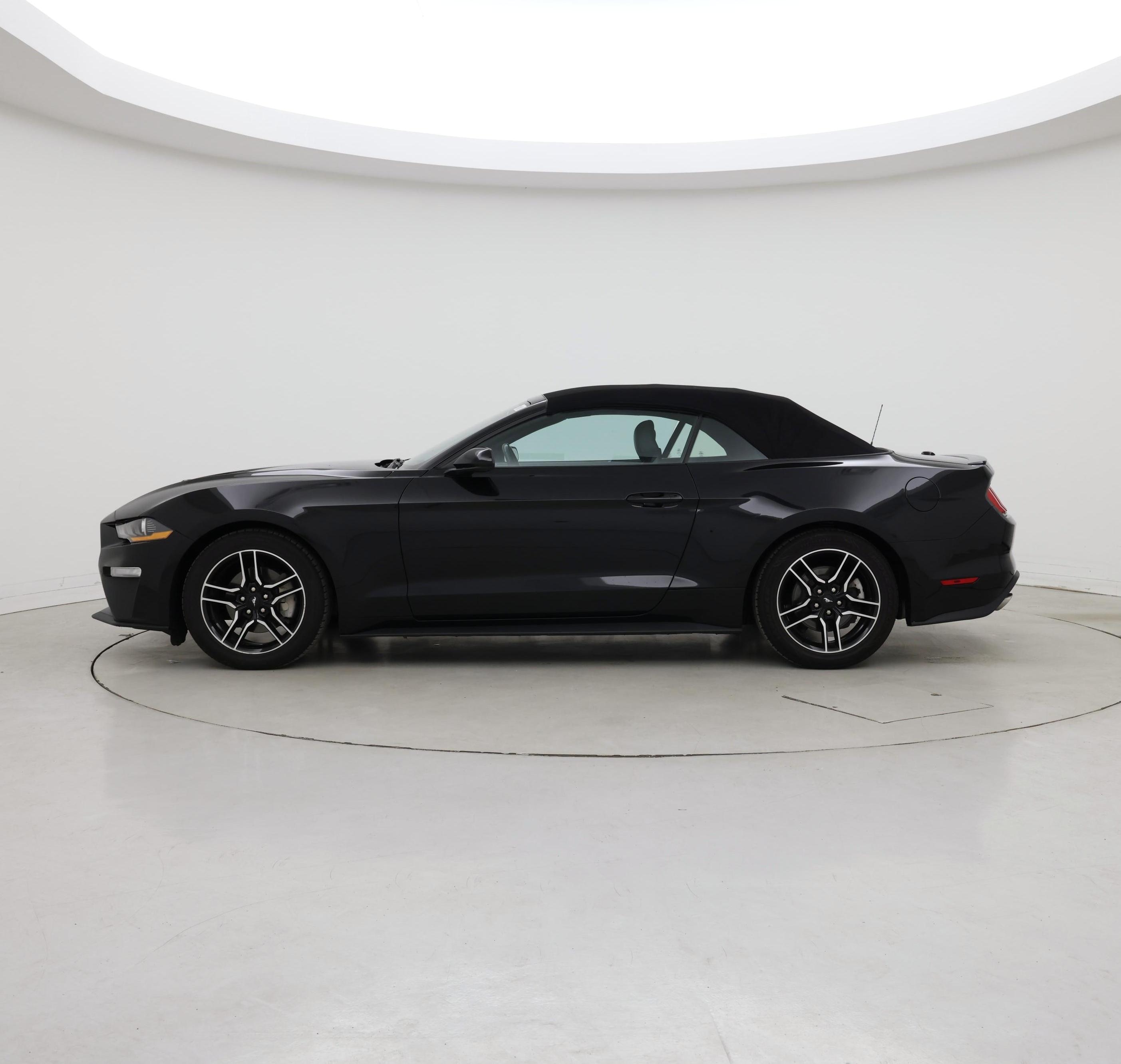 Thumbnail: 2022 Ford Mustang - 3