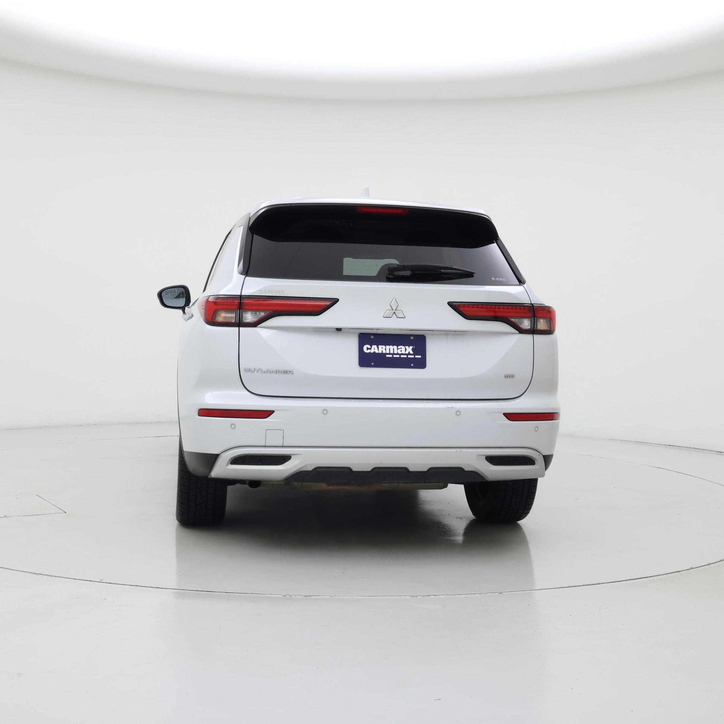 Thumbnail: 2024 Mitsubishi Outlander - 6
