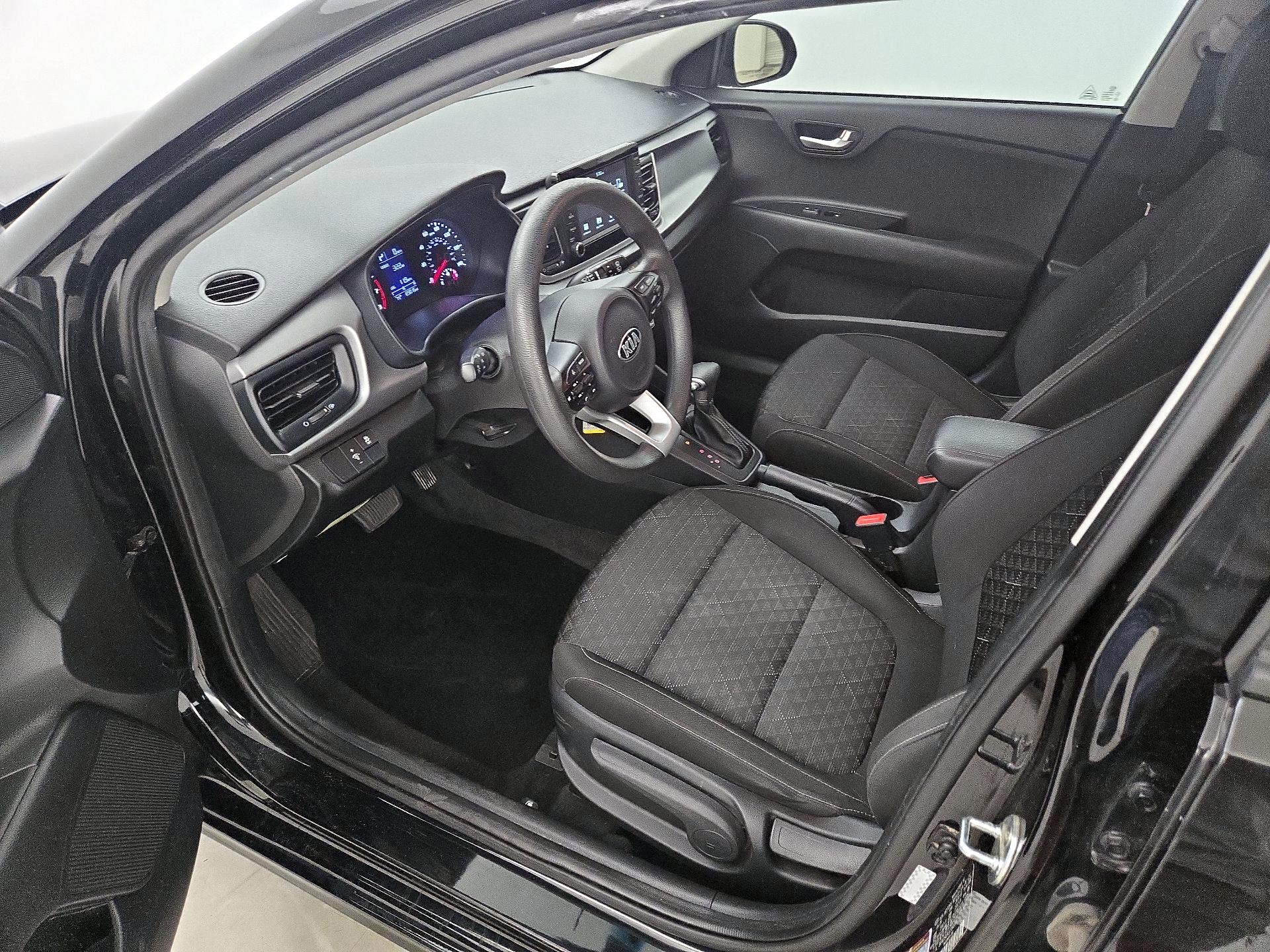 Thumbnail: 2020 Kia Rio5 - 11
