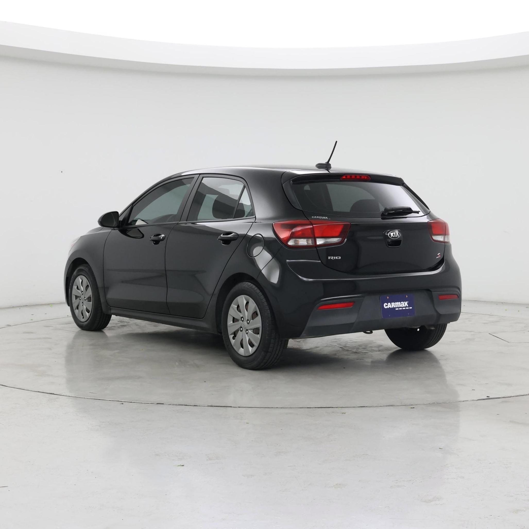 Thumbnail: 2020 Kia Rio5 - 2