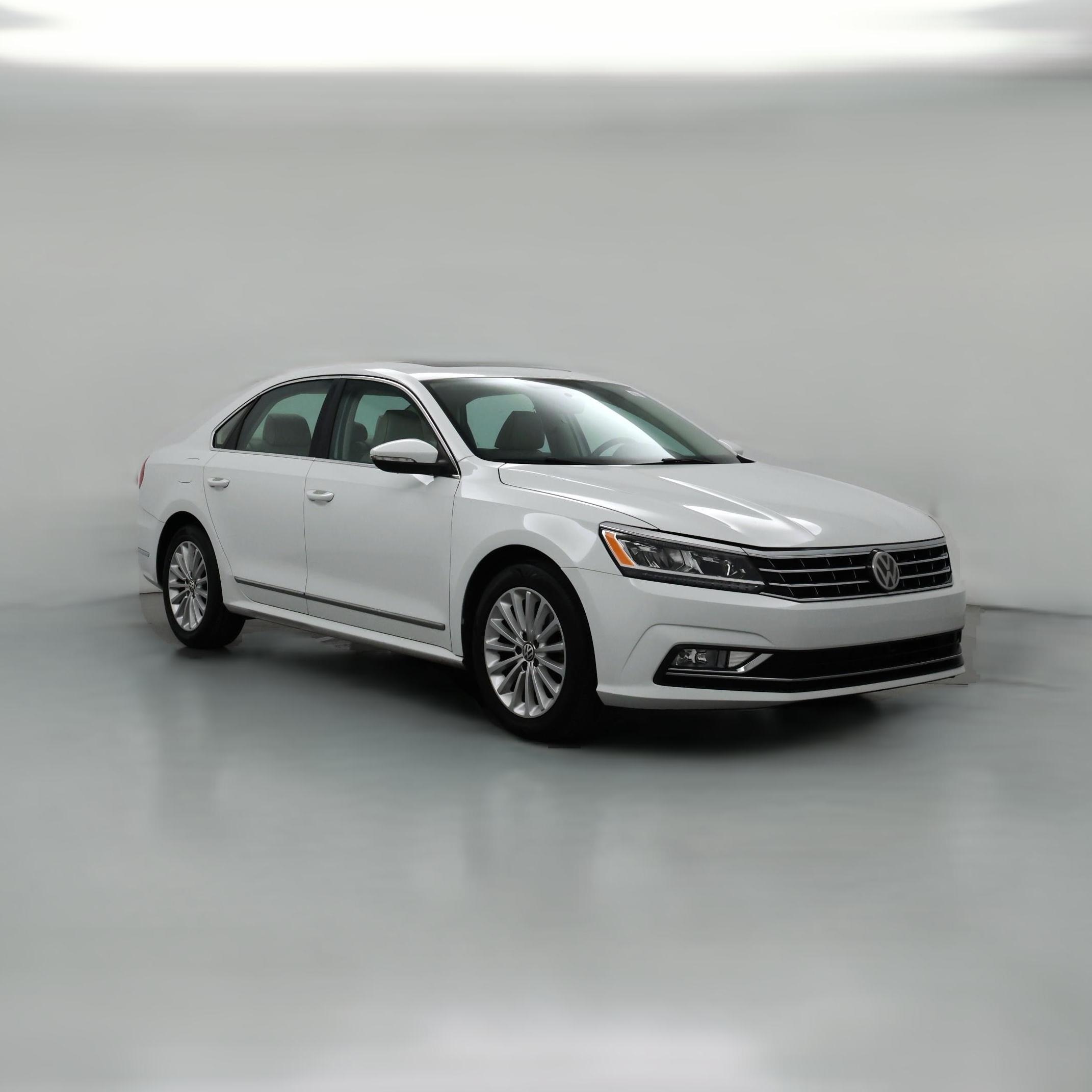 Thumbnail: 2016 Volkswagen Passat - 1