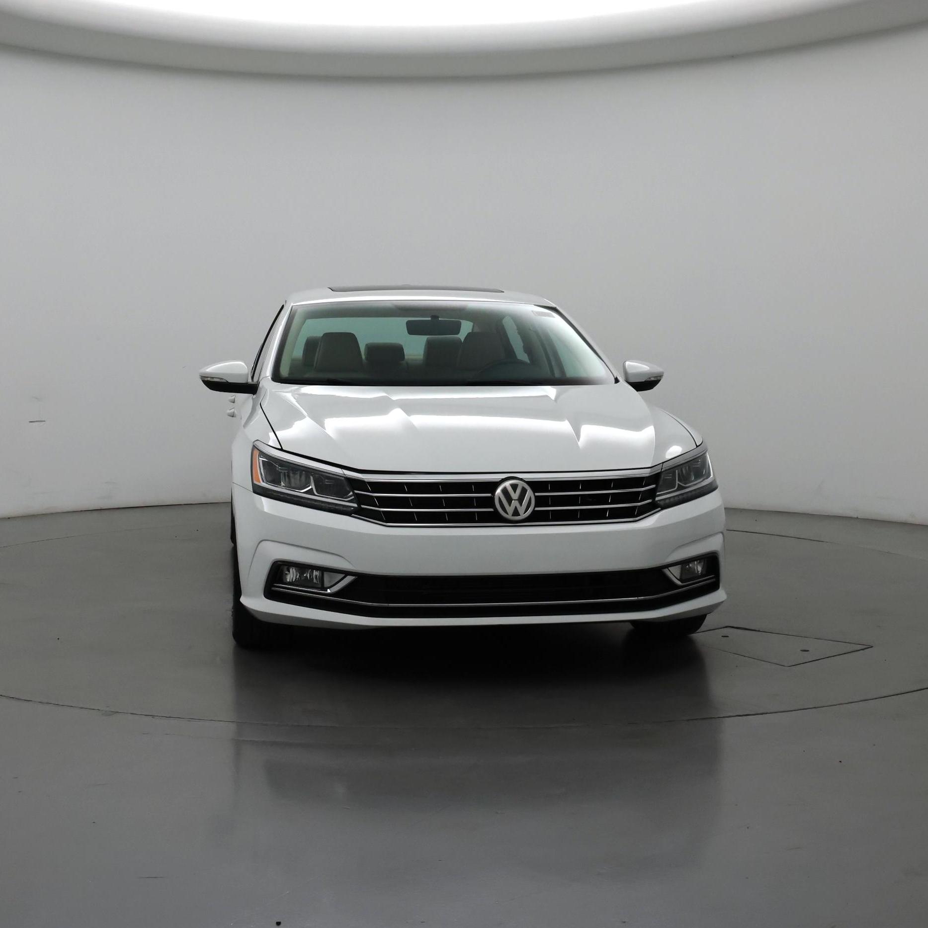 Thumbnail: 2016 Volkswagen Passat - 5