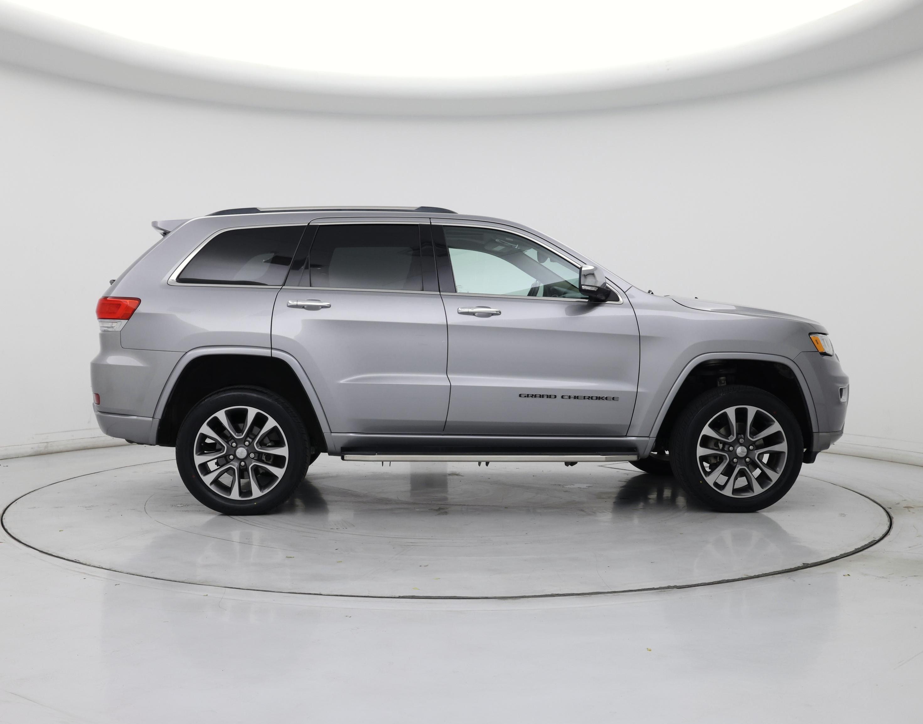 Thumbnail: 2017 Jeep Grand Cherokee - 7