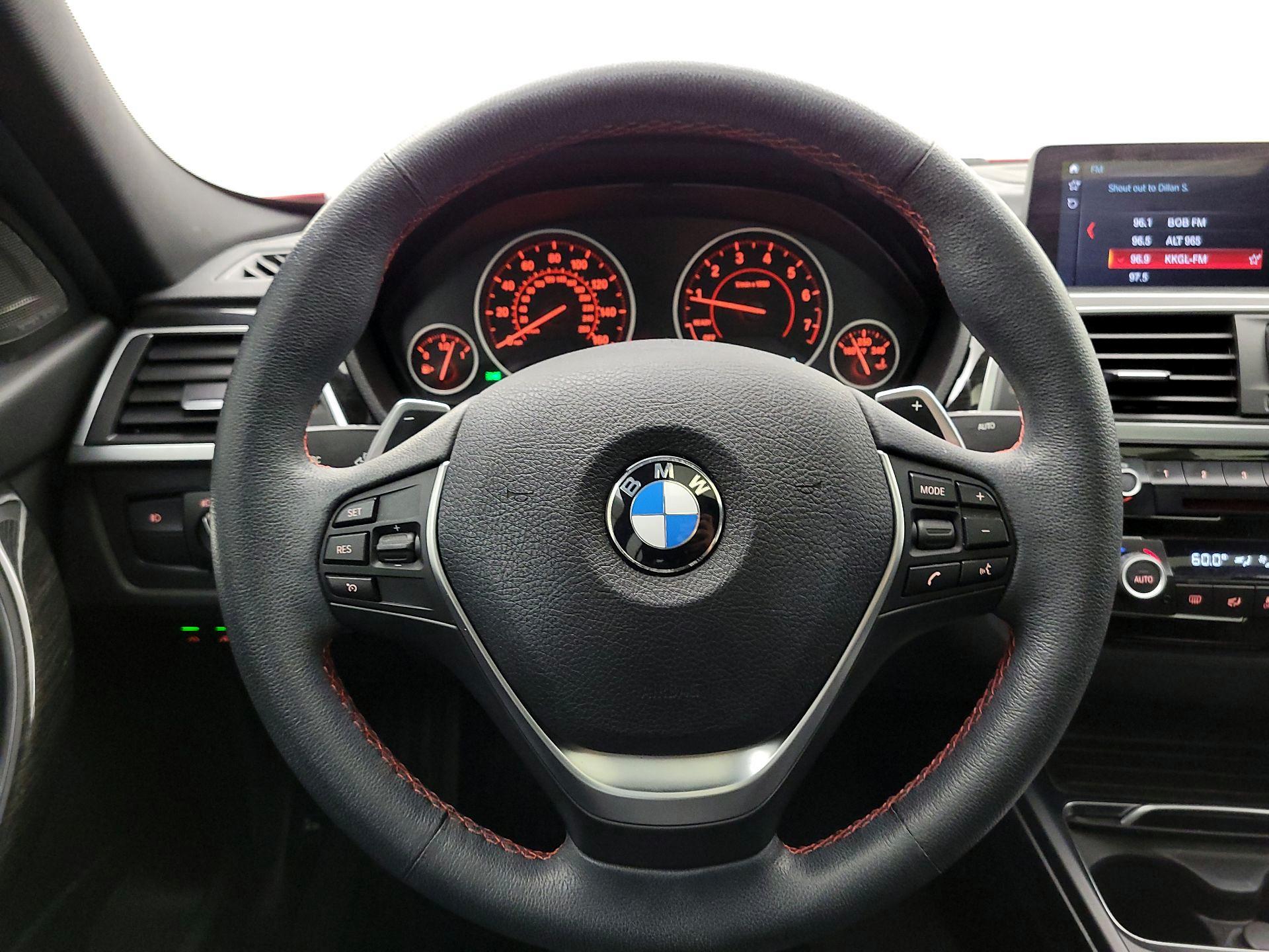 Thumbnail: 2018 BMW 3 Series - 10