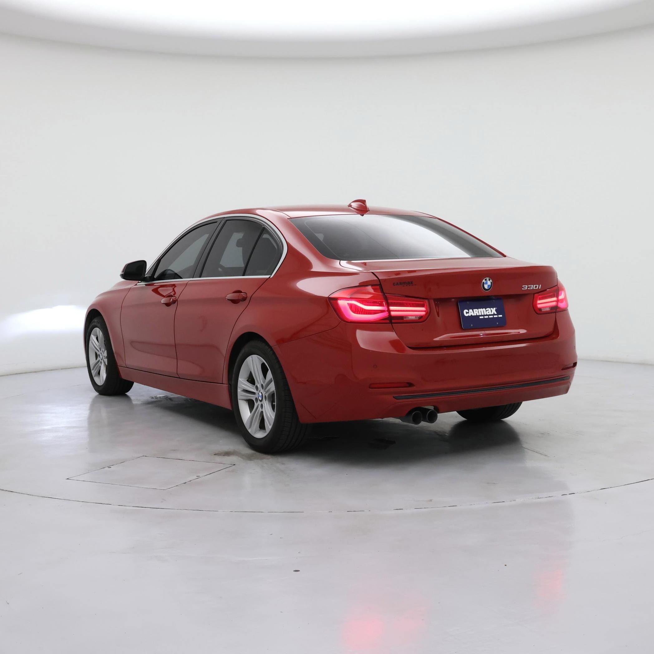 Thumbnail: 2018 BMW 3 Series - 2