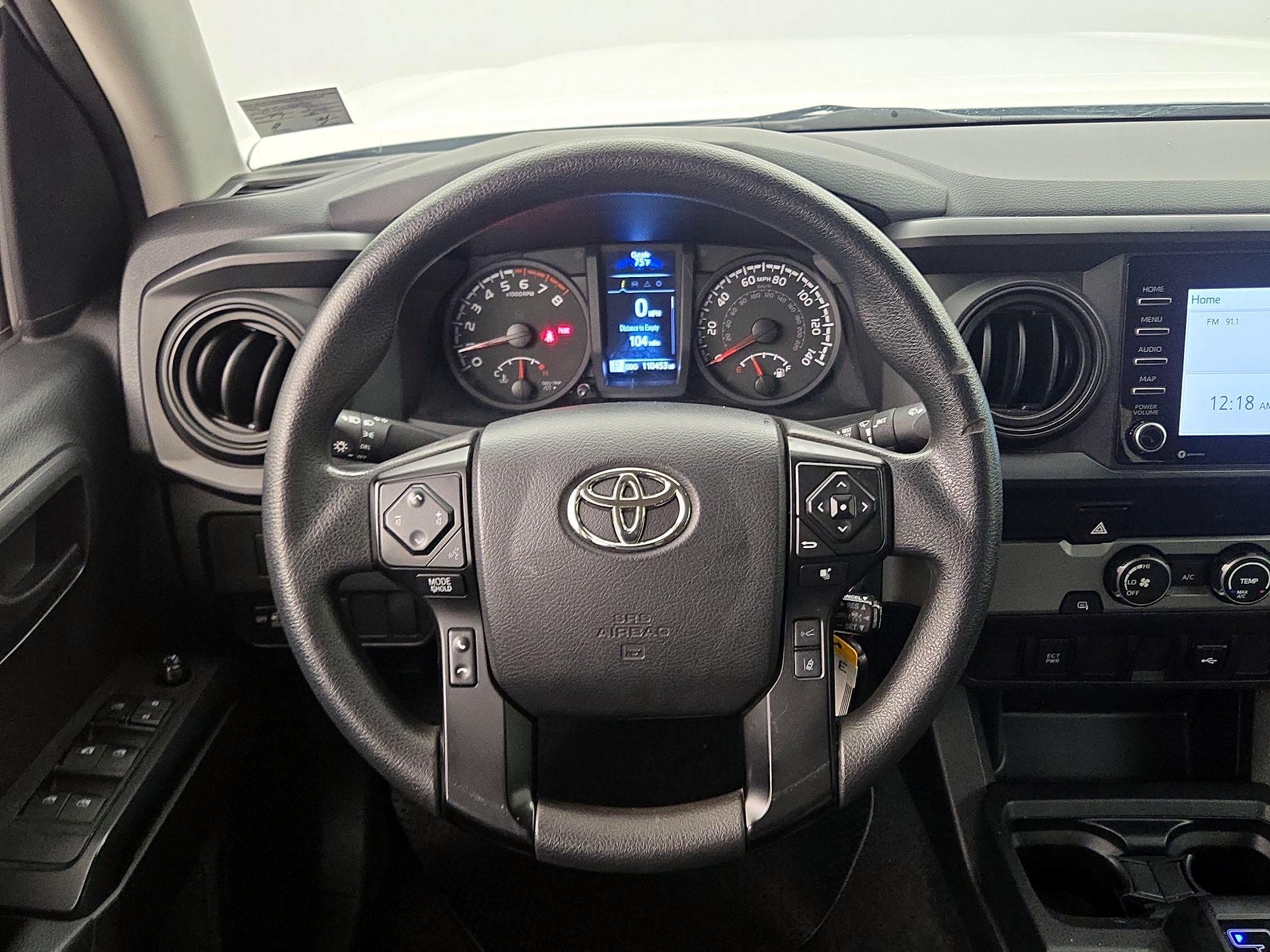 Thumbnail: 2022 Toyota Tacoma - 10