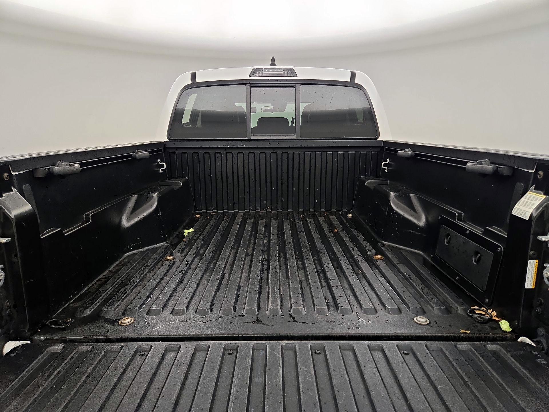 Thumbnail: 2022 Toyota Tacoma - 20