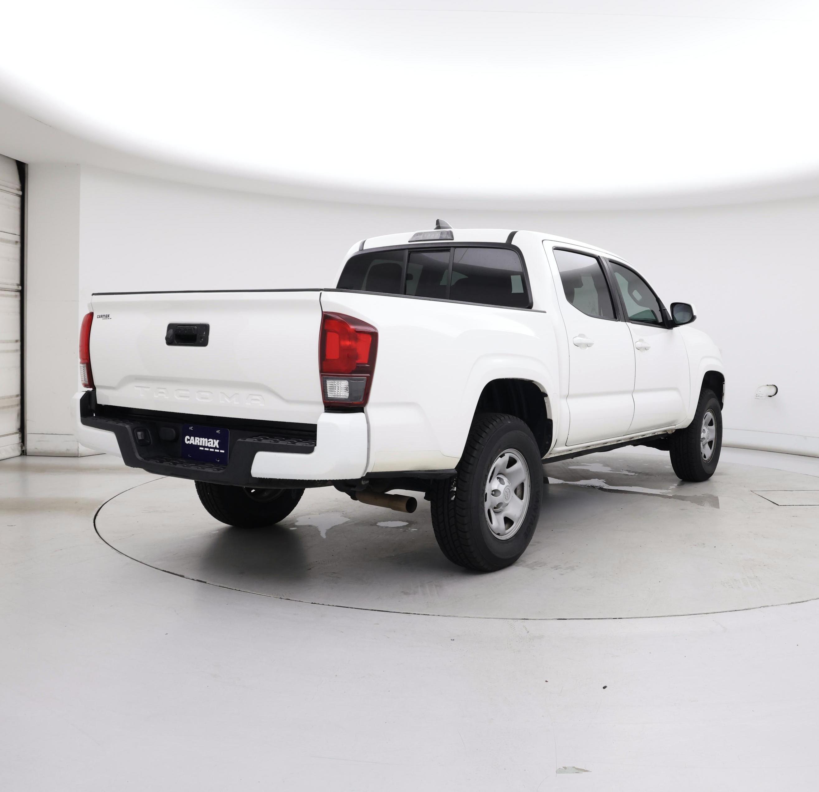 Thumbnail: 2022 Toyota Tacoma - 8