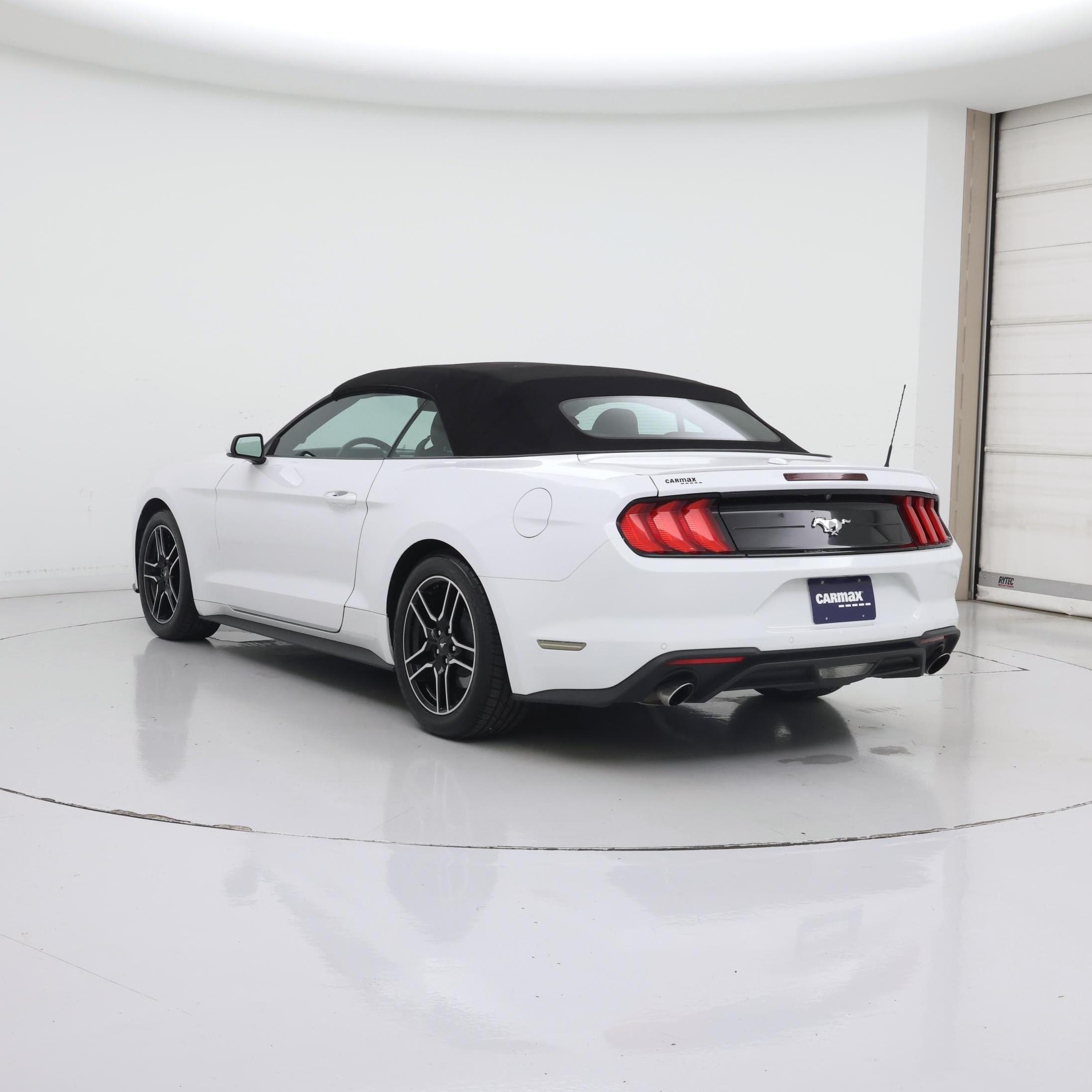 Thumbnail: 2022 Ford Mustang - 2