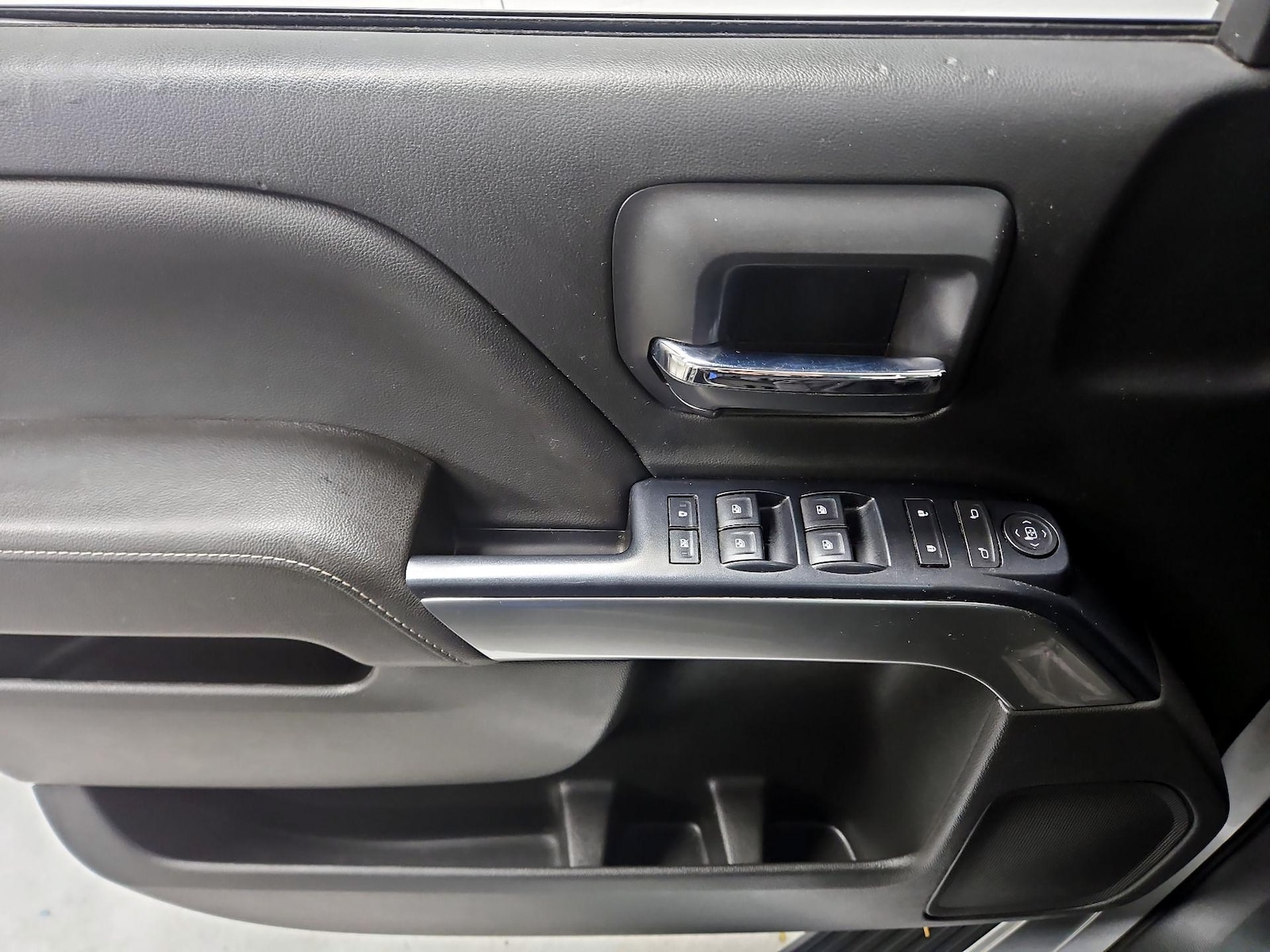 2017 Chevrolet Silverado 1500 LT - Photo 13