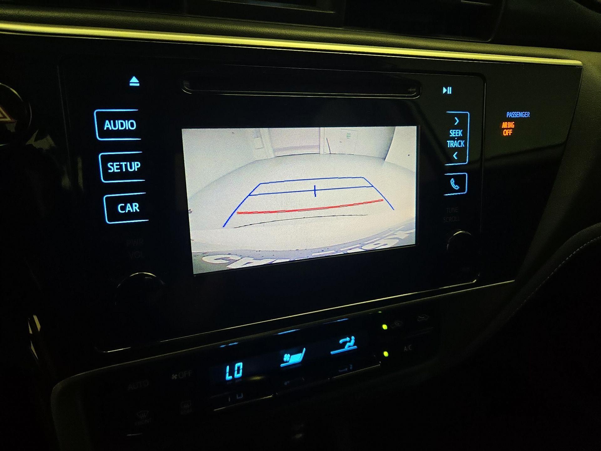 Thumbnail: 2018 Toyota Corolla - 14