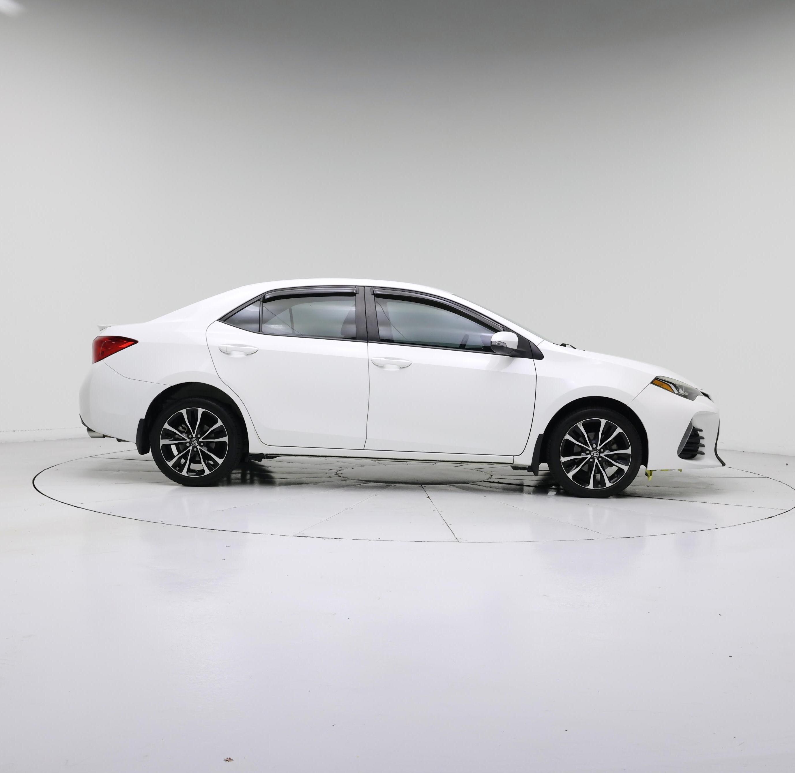 Thumbnail: 2018 Toyota Corolla - 7
