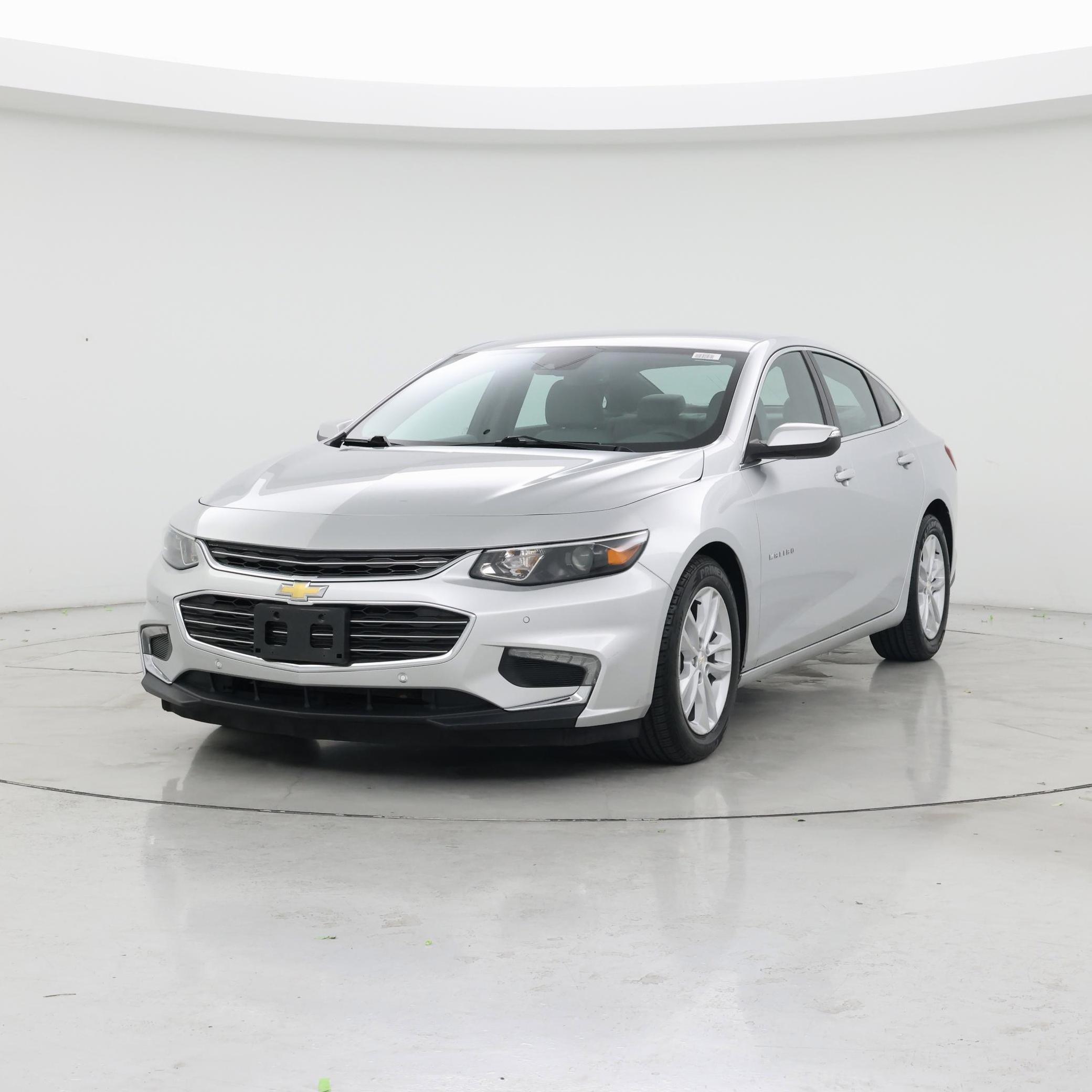 Thumbnail: 2016 Chevrolet Malibu - 4