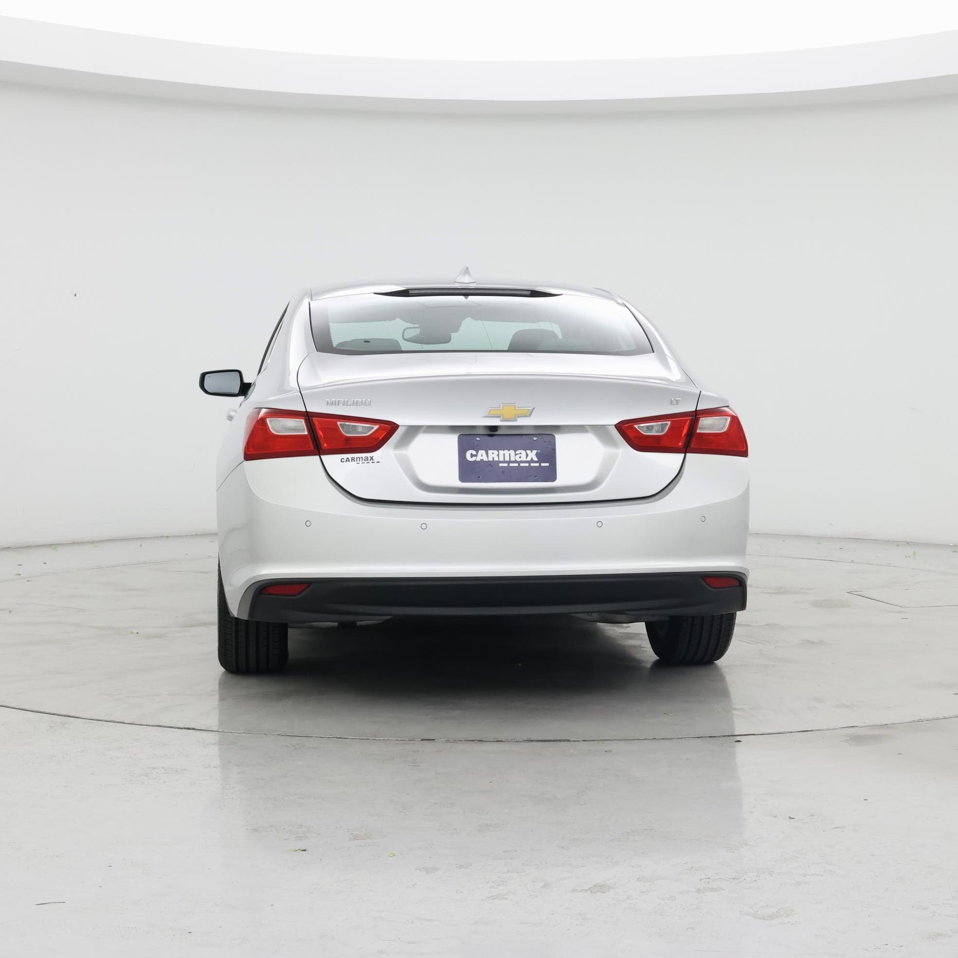 Thumbnail: 2016 Chevrolet Malibu - 6