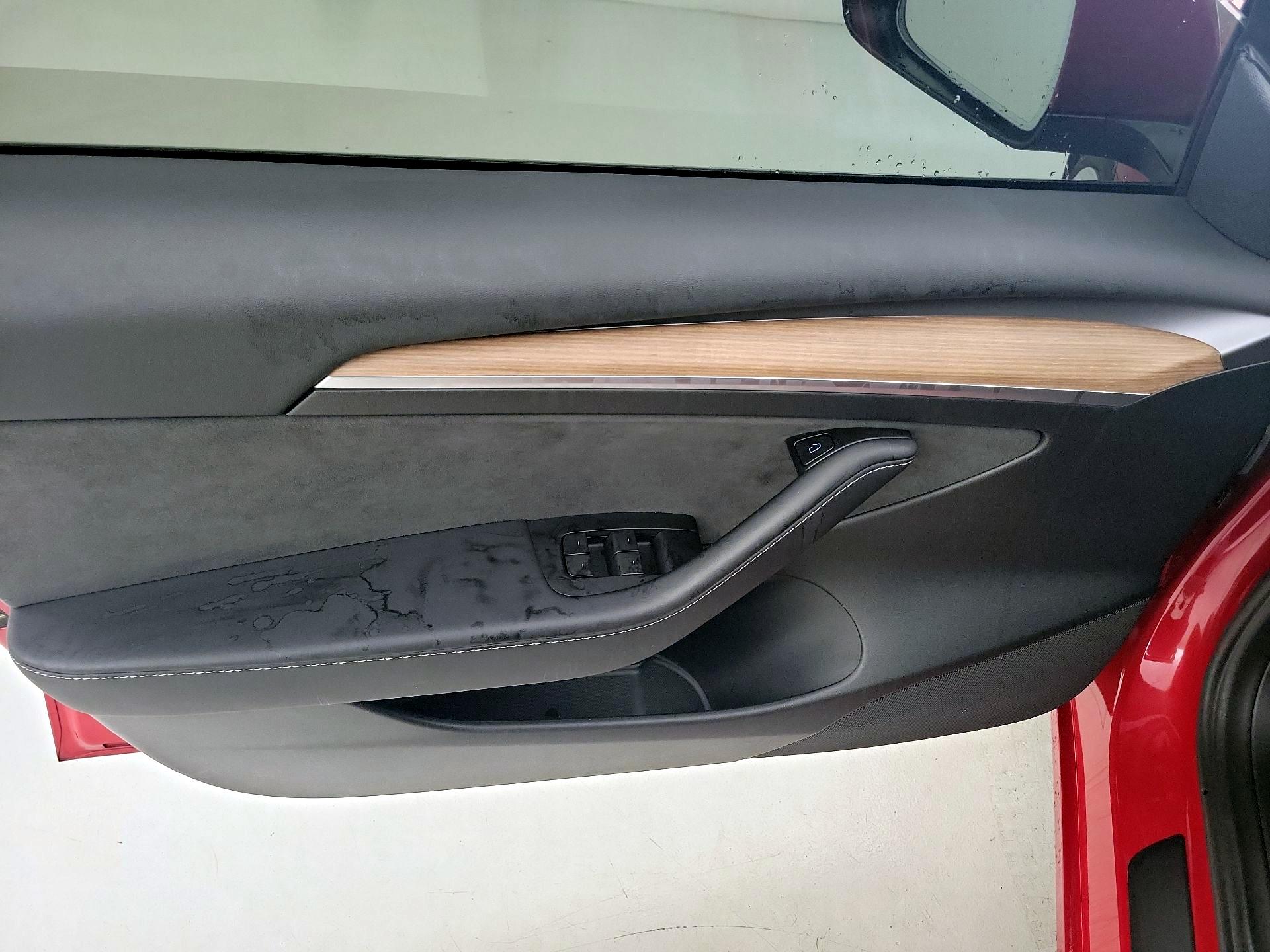 Thumbnail: 2022 Tesla Model 3 - 12