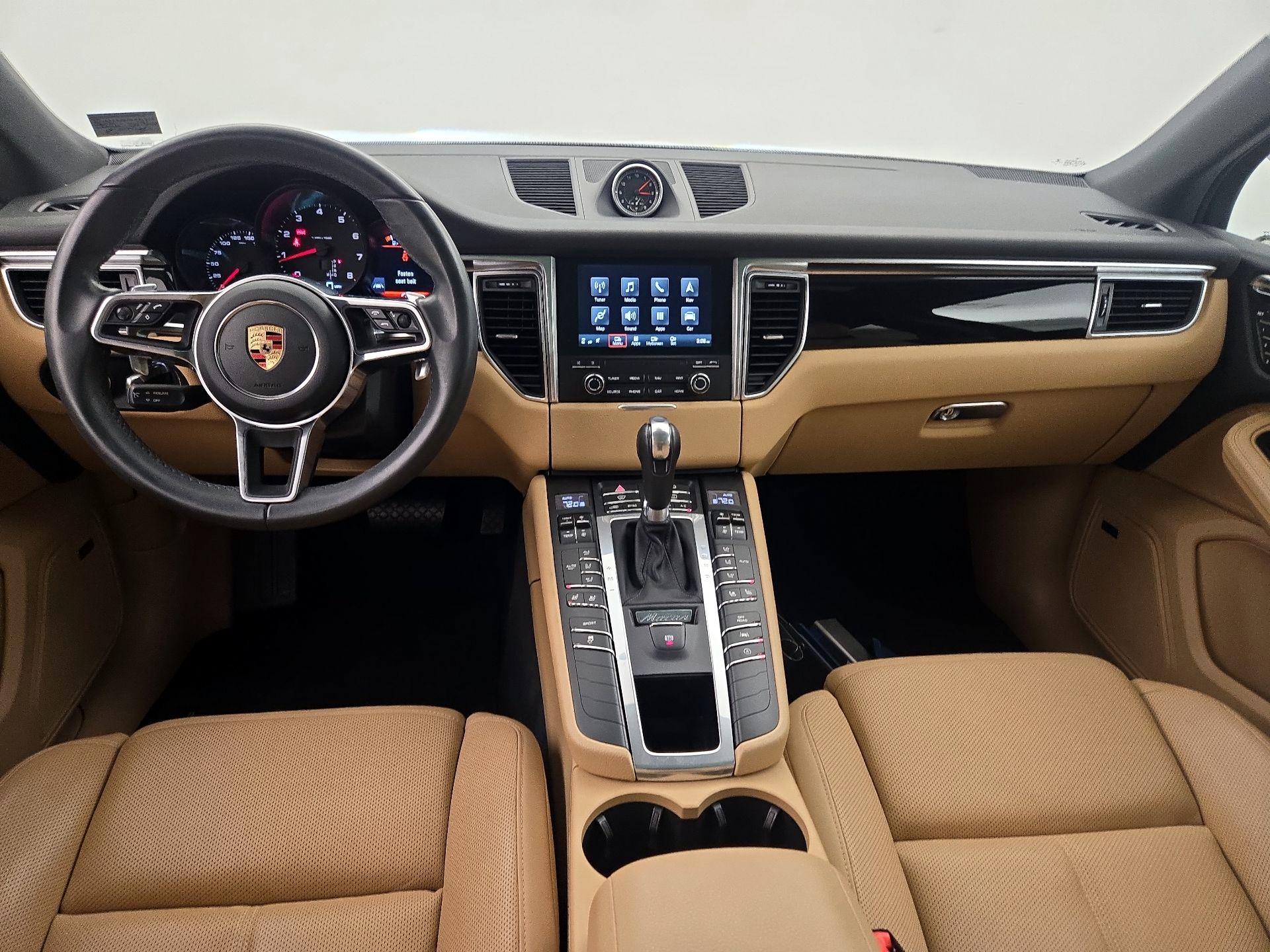 Thumbnail: 2017 Porsche Macan - 9