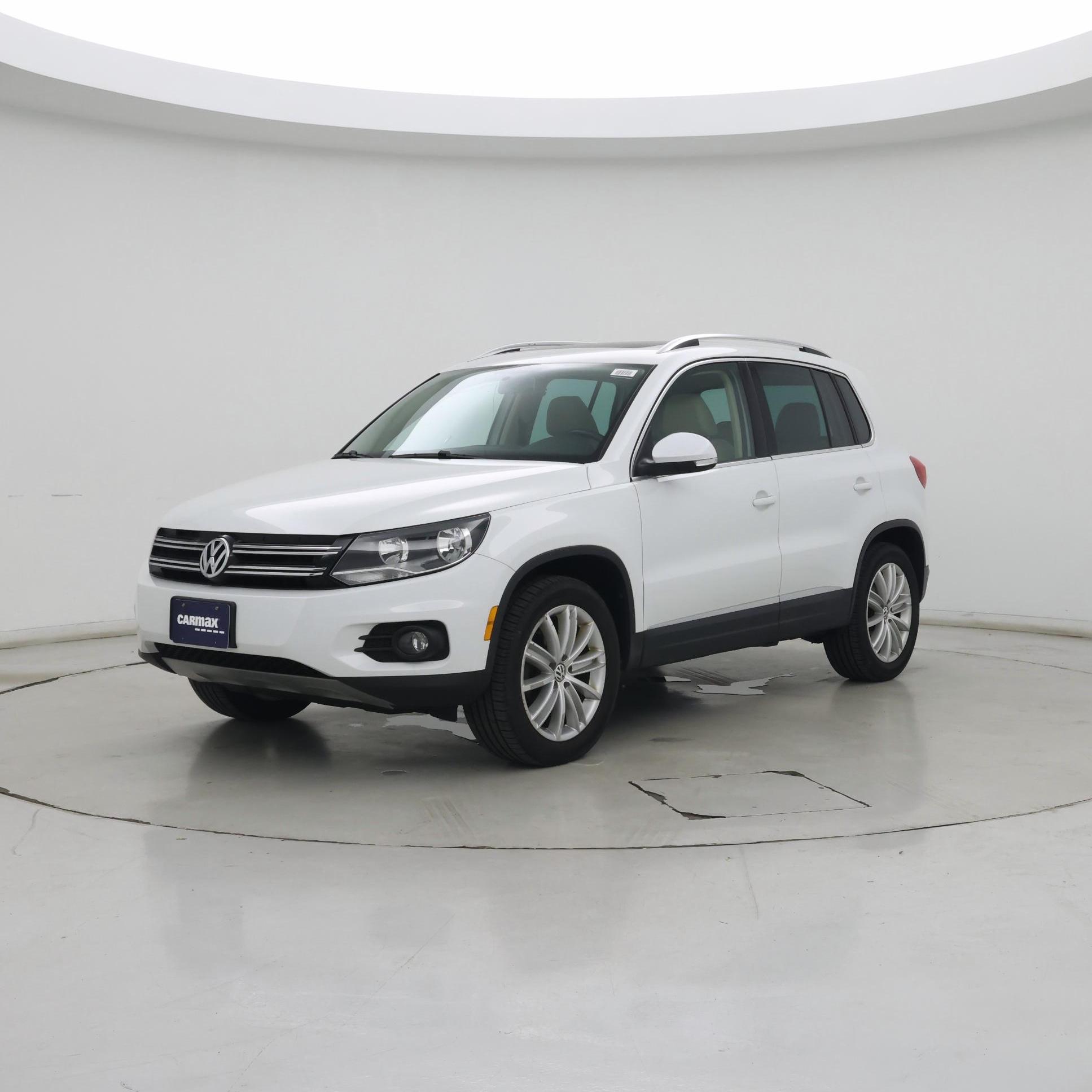 Thumbnail: 2015 Volkswagen Tiguan - 4