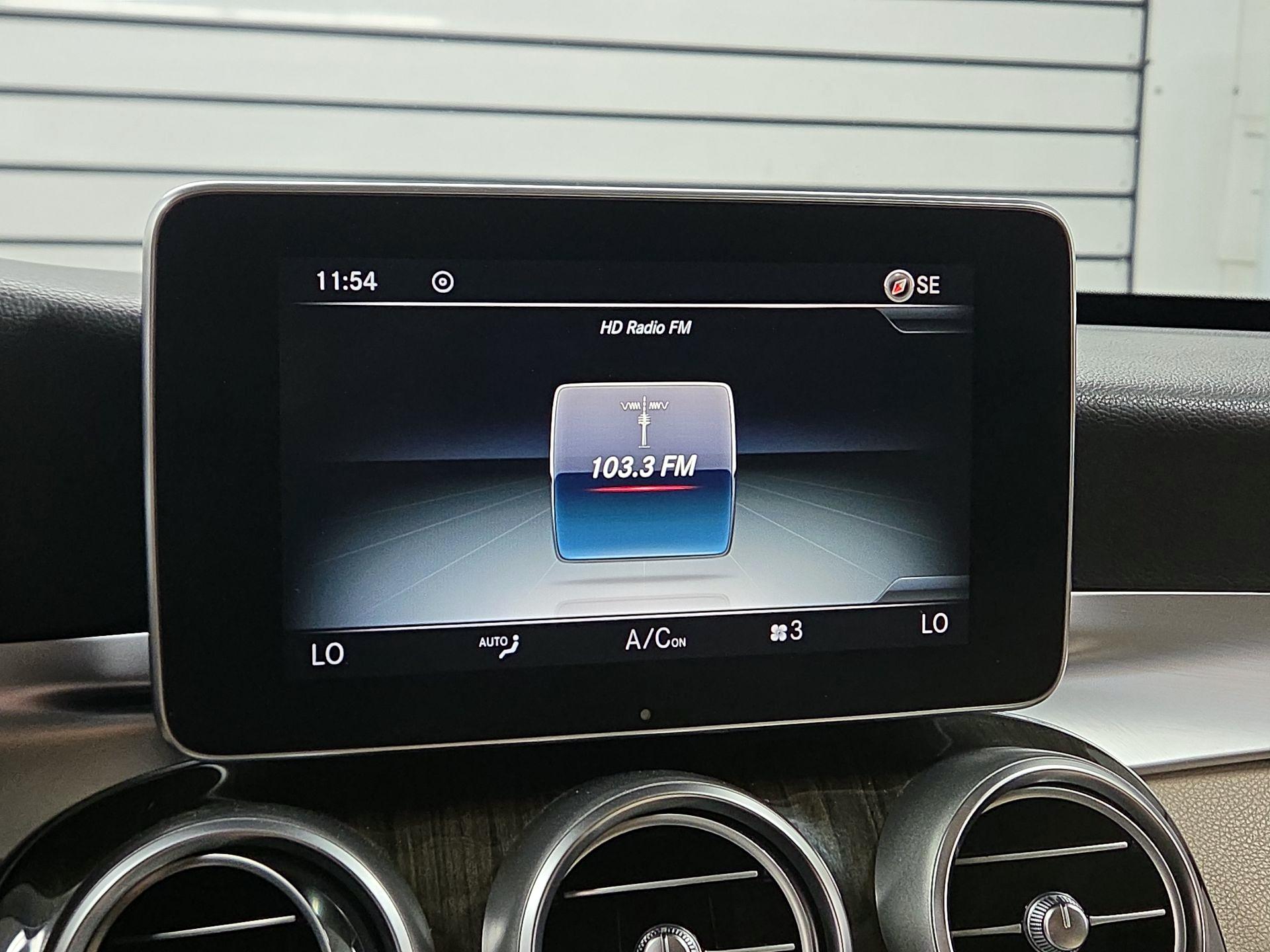Thumbnail: 2016 Mercedes-Benz C-Class - 14