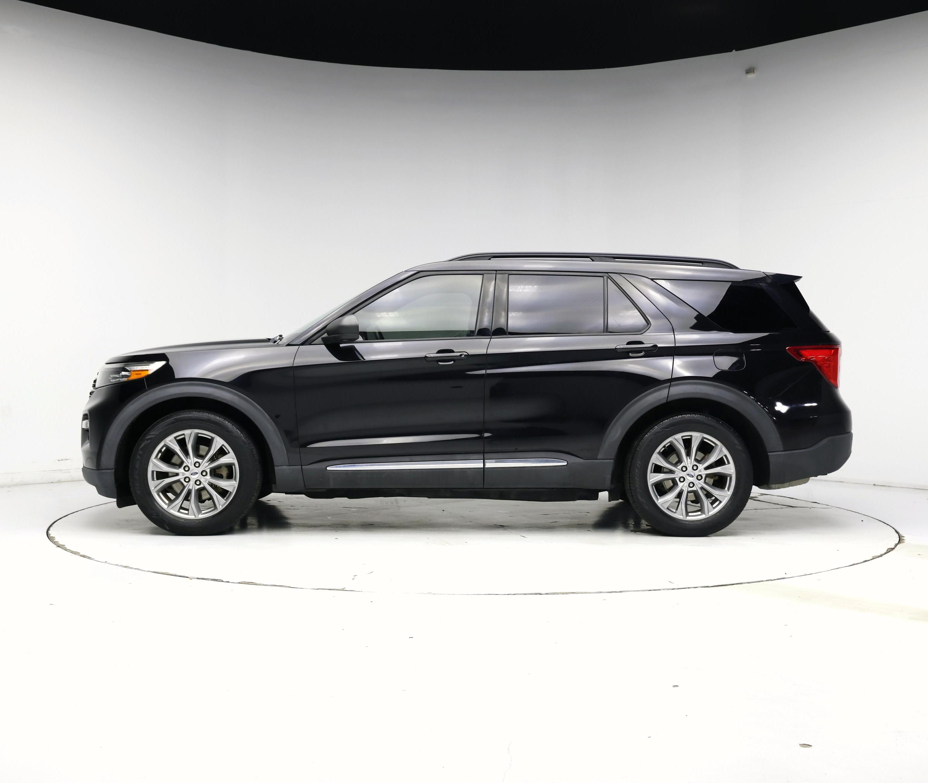 Thumbnail: 2020 Ford Explorer - 3
