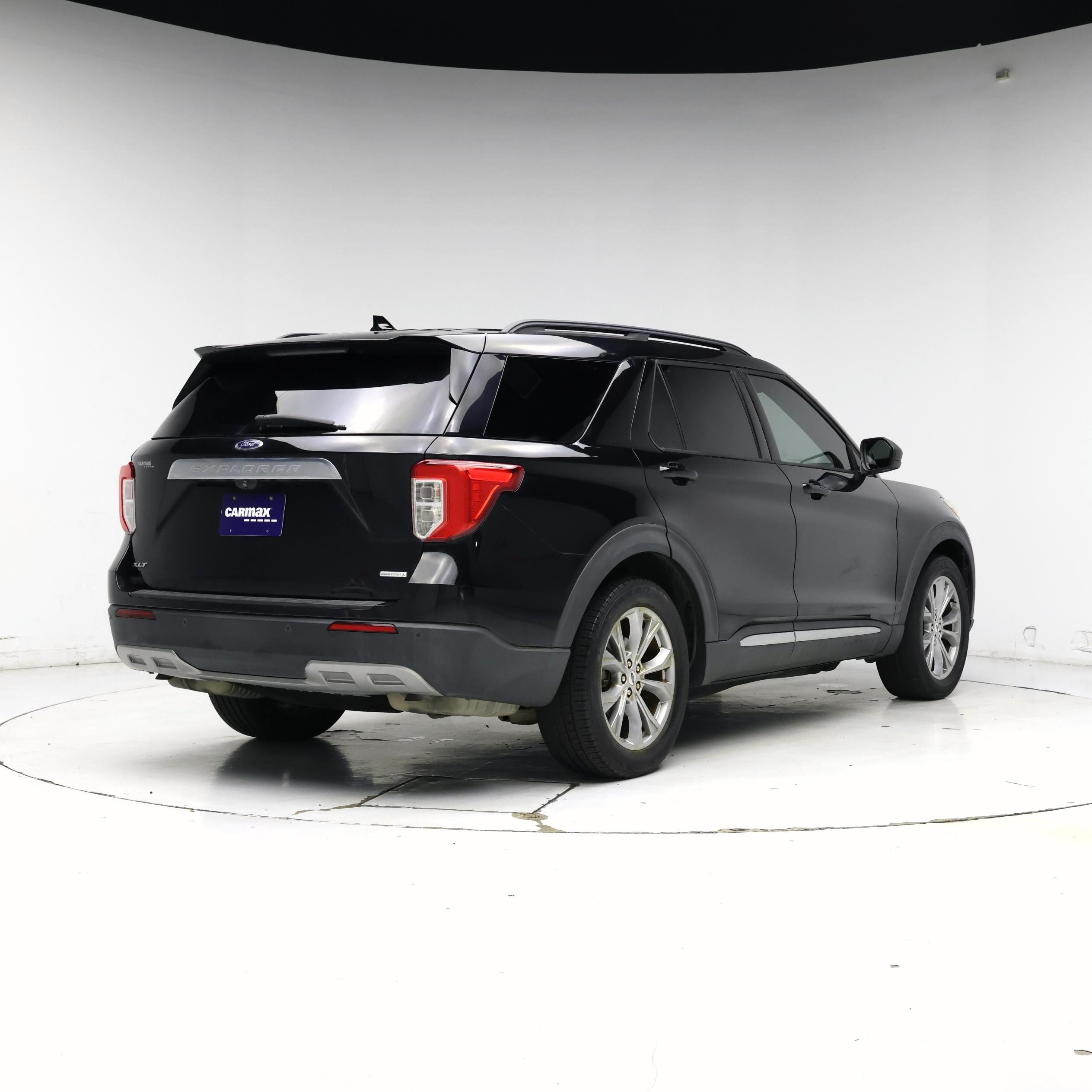Thumbnail: 2020 Ford Explorer - 8