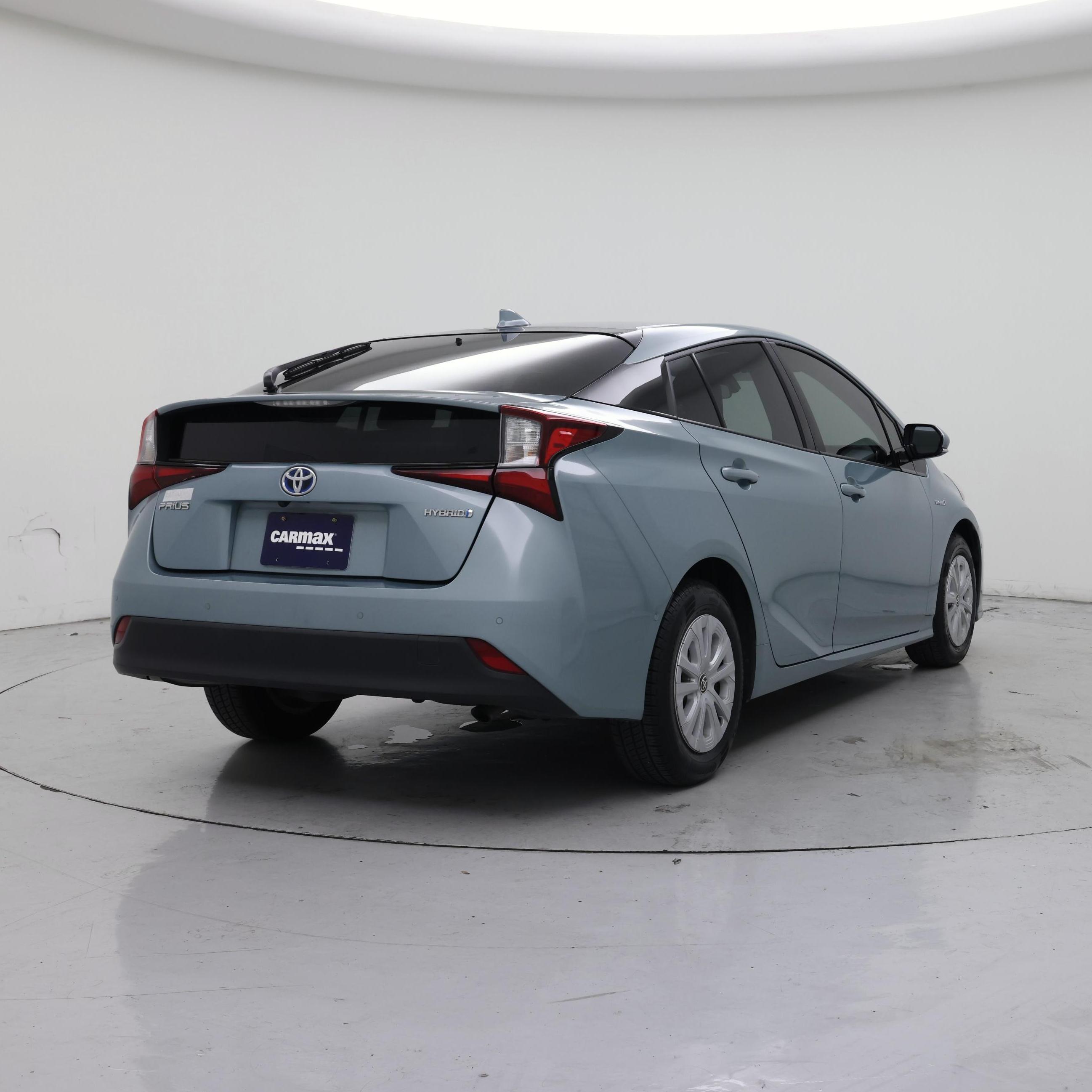 Thumbnail: 2019 Toyota Prius - 8