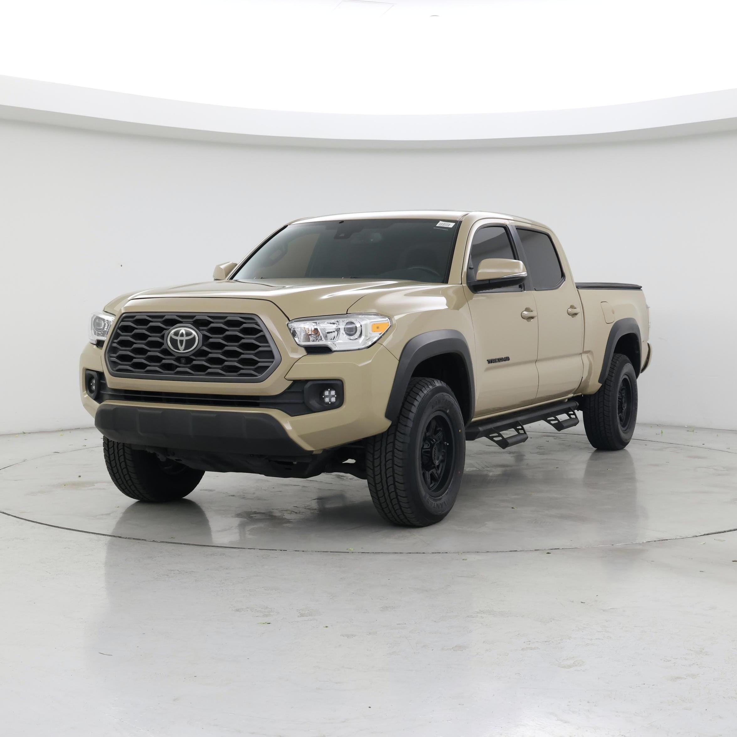 Thumbnail: 2020 Toyota Tacoma - 4