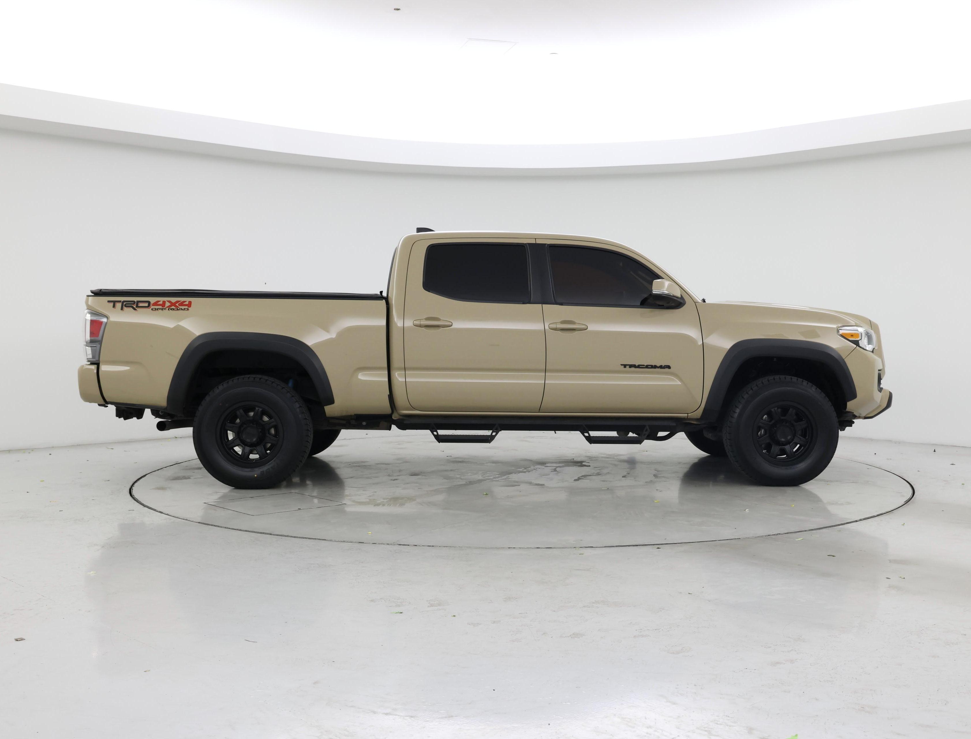 Thumbnail: 2020 Toyota Tacoma - 7