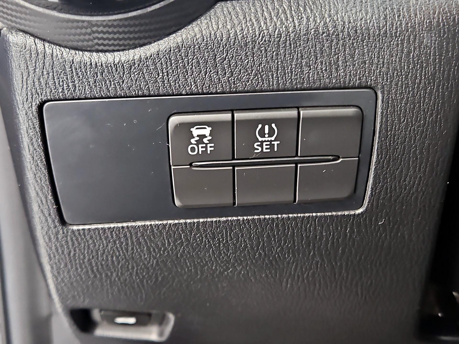 Thumbnail: 2016 Scion iA - 13
