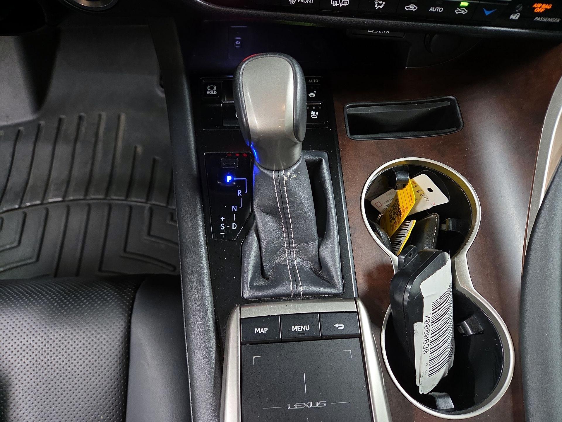 Thumbnail: 2021 Lexus RX - 15