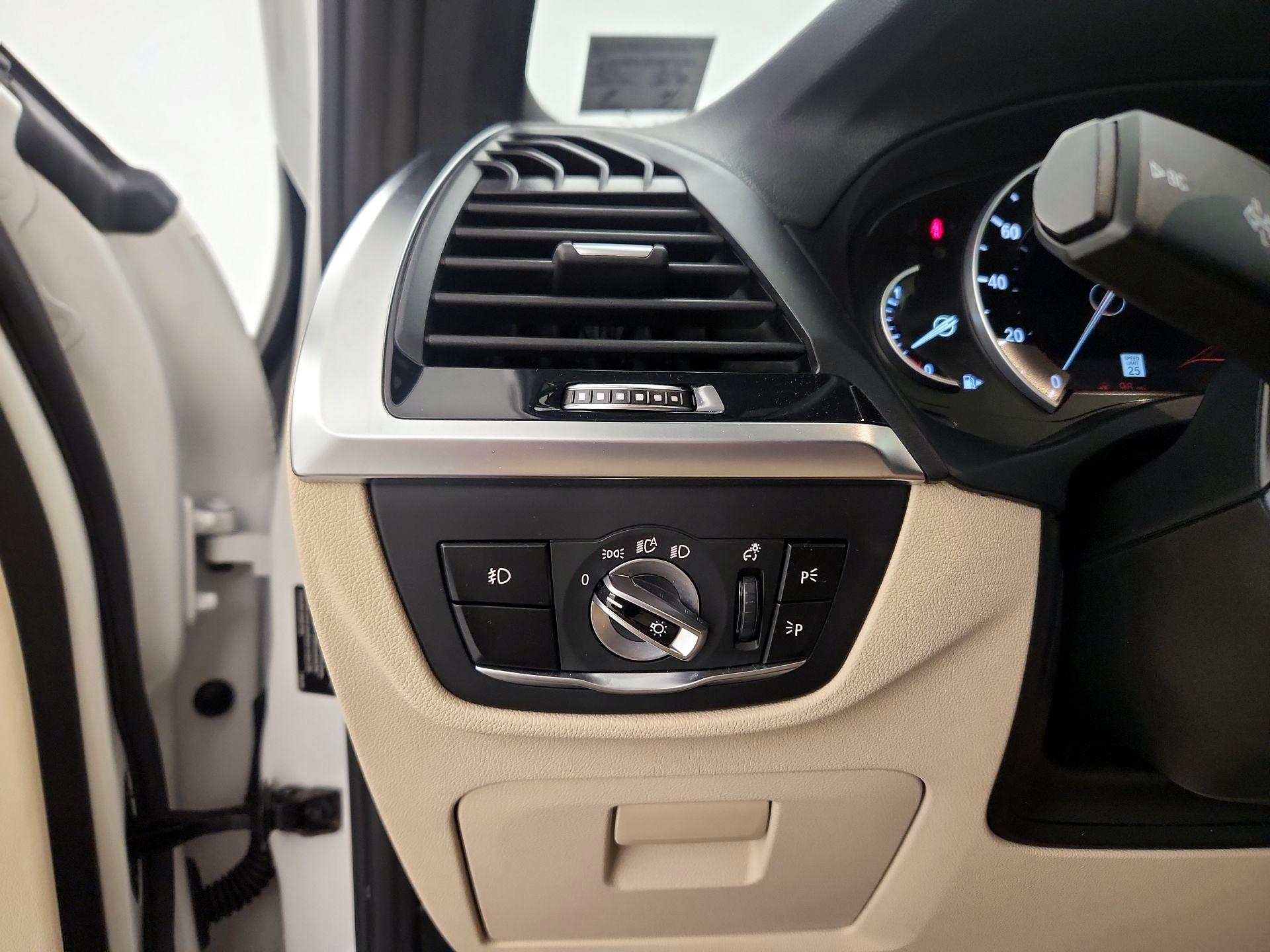 Thumbnail: 2019 BMW X3 - 13
