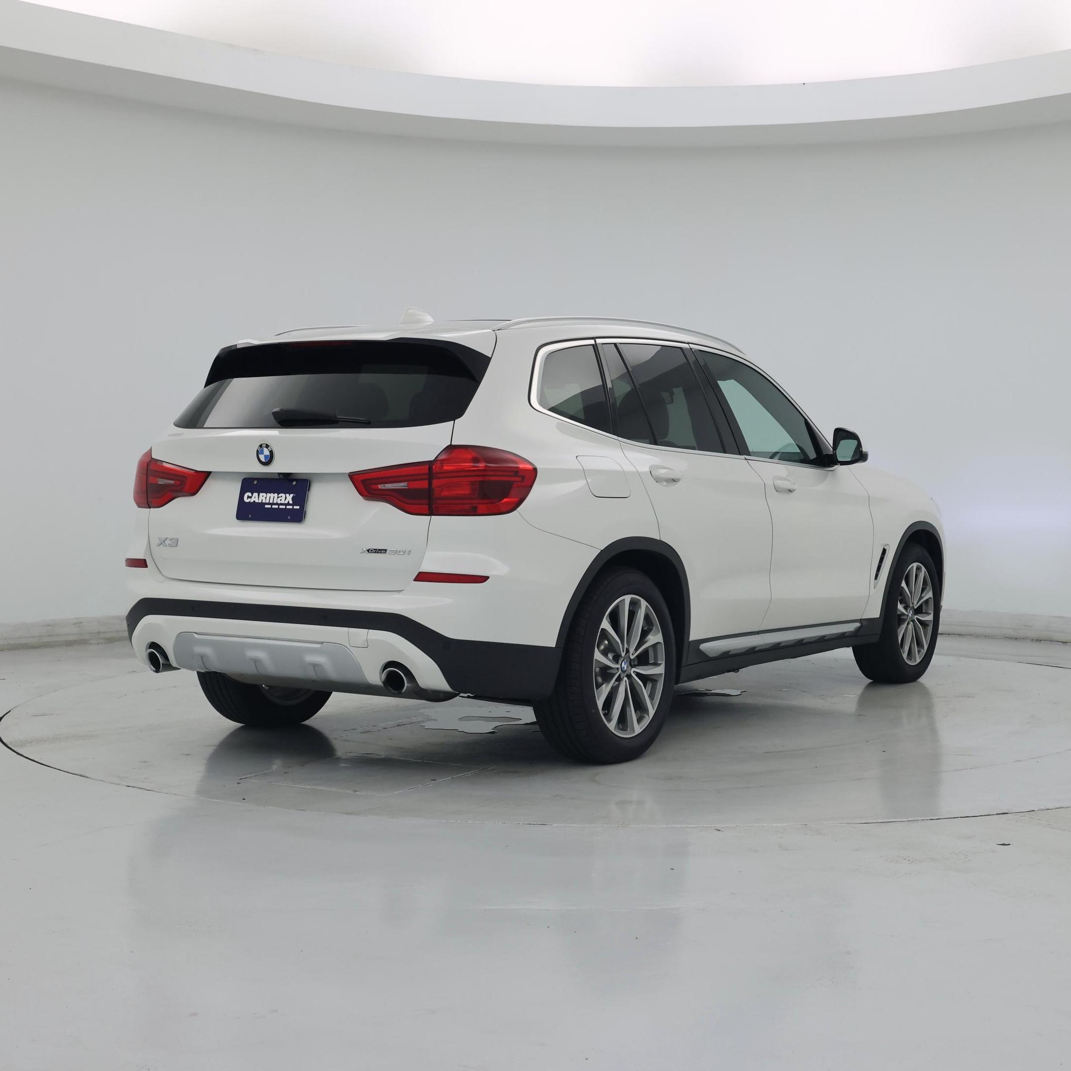 Thumbnail: 2019 BMW X3 - 8