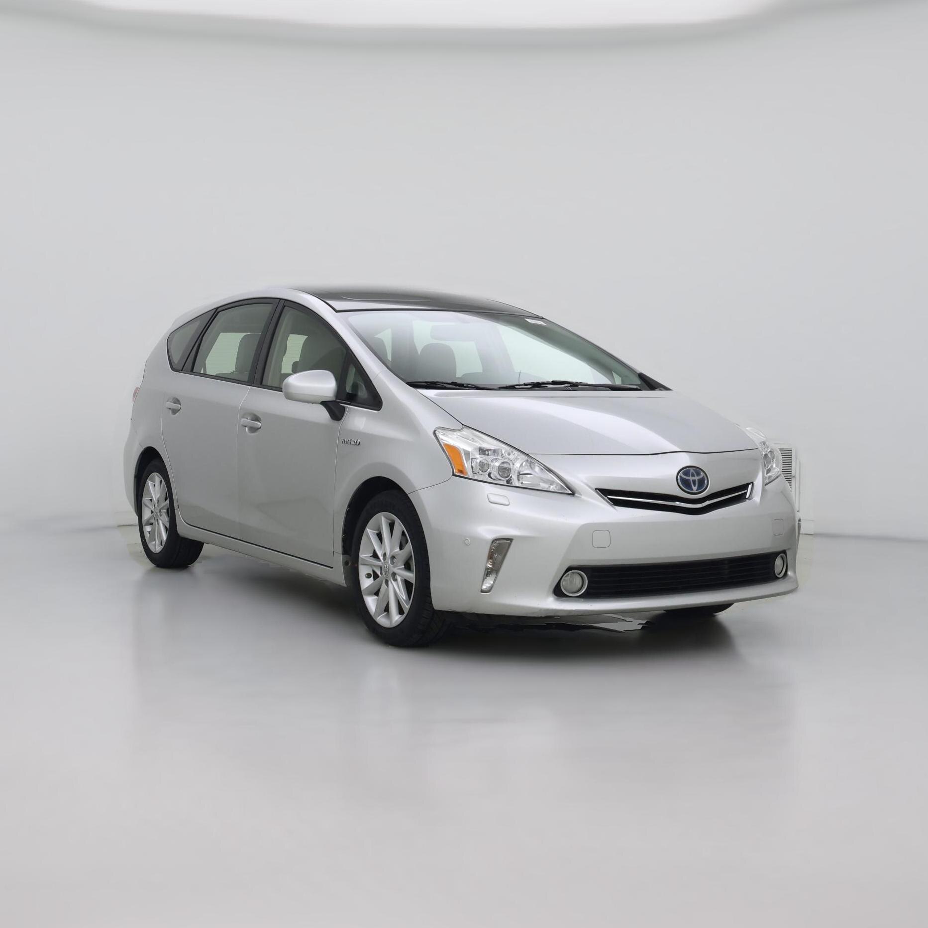 Thumbnail: 2014 Toyota Prius v - 1