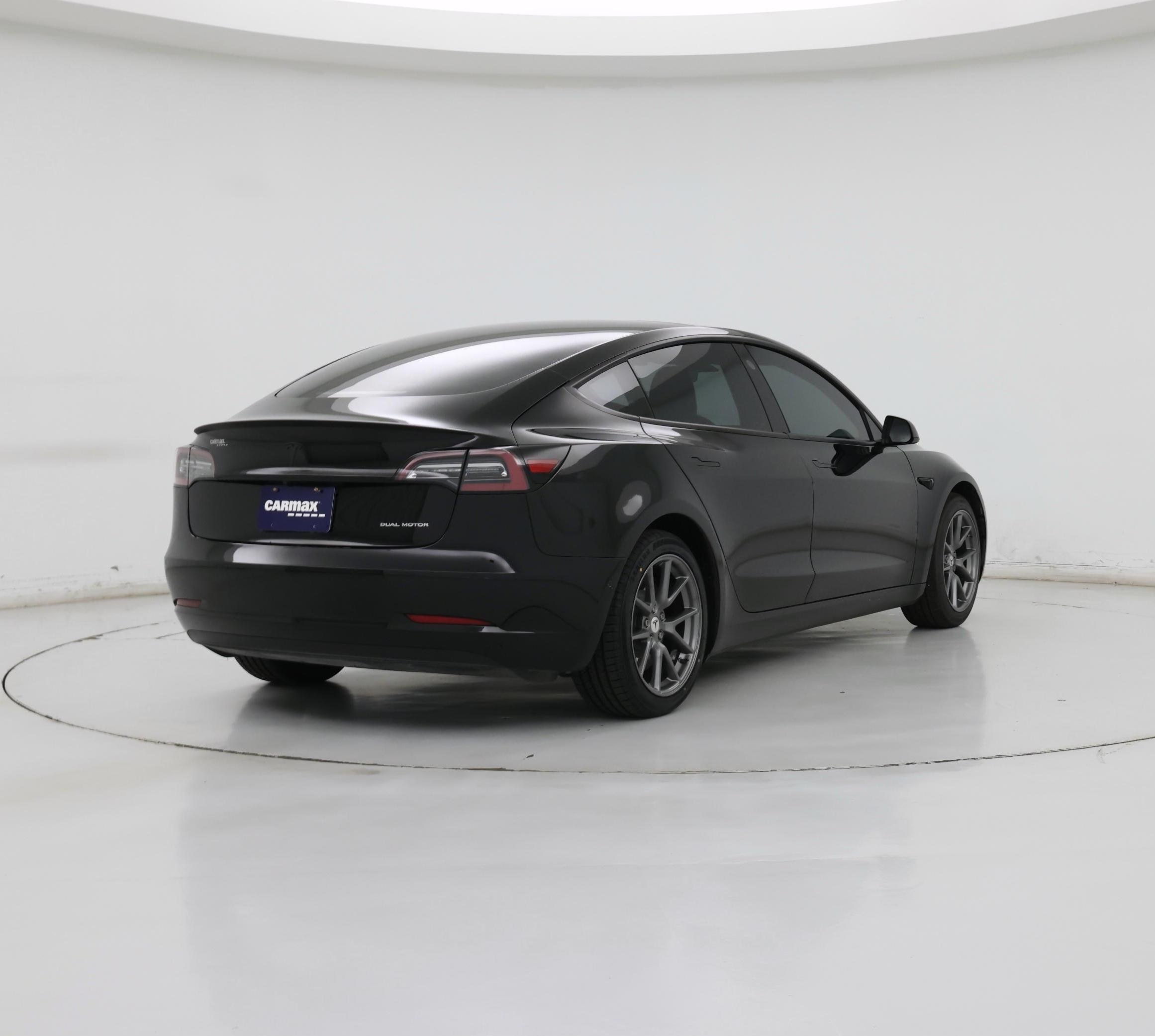 Thumbnail: 2021 Tesla Model 3 - 8