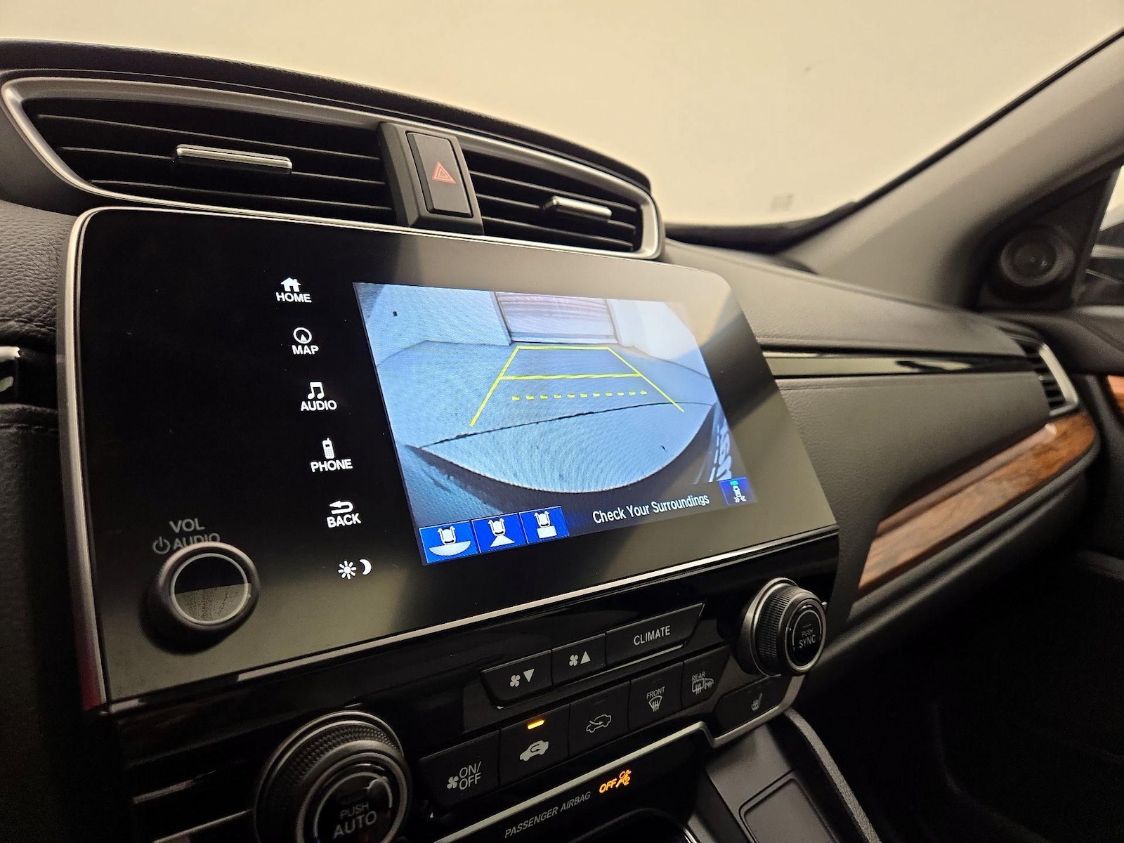2021 Honda CR-V Touring - Photo 16