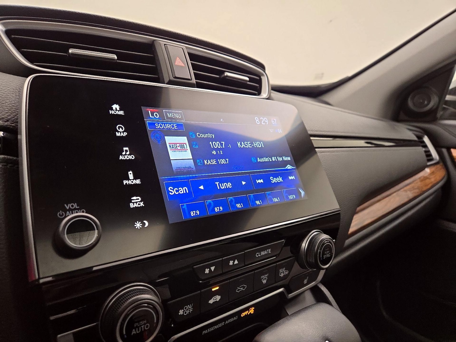 2021 Honda CR-V Touring - Photo 17