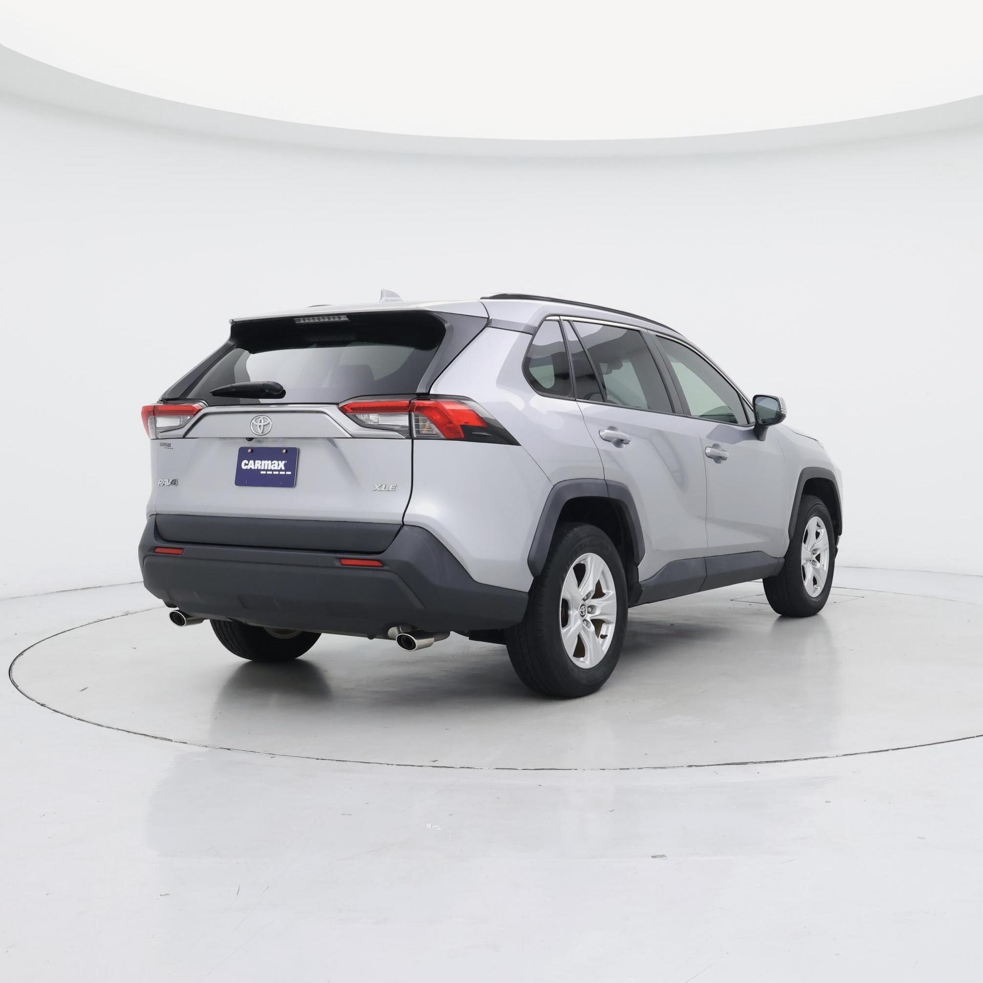 Thumbnail: 2020 Toyota RAV4 - 8