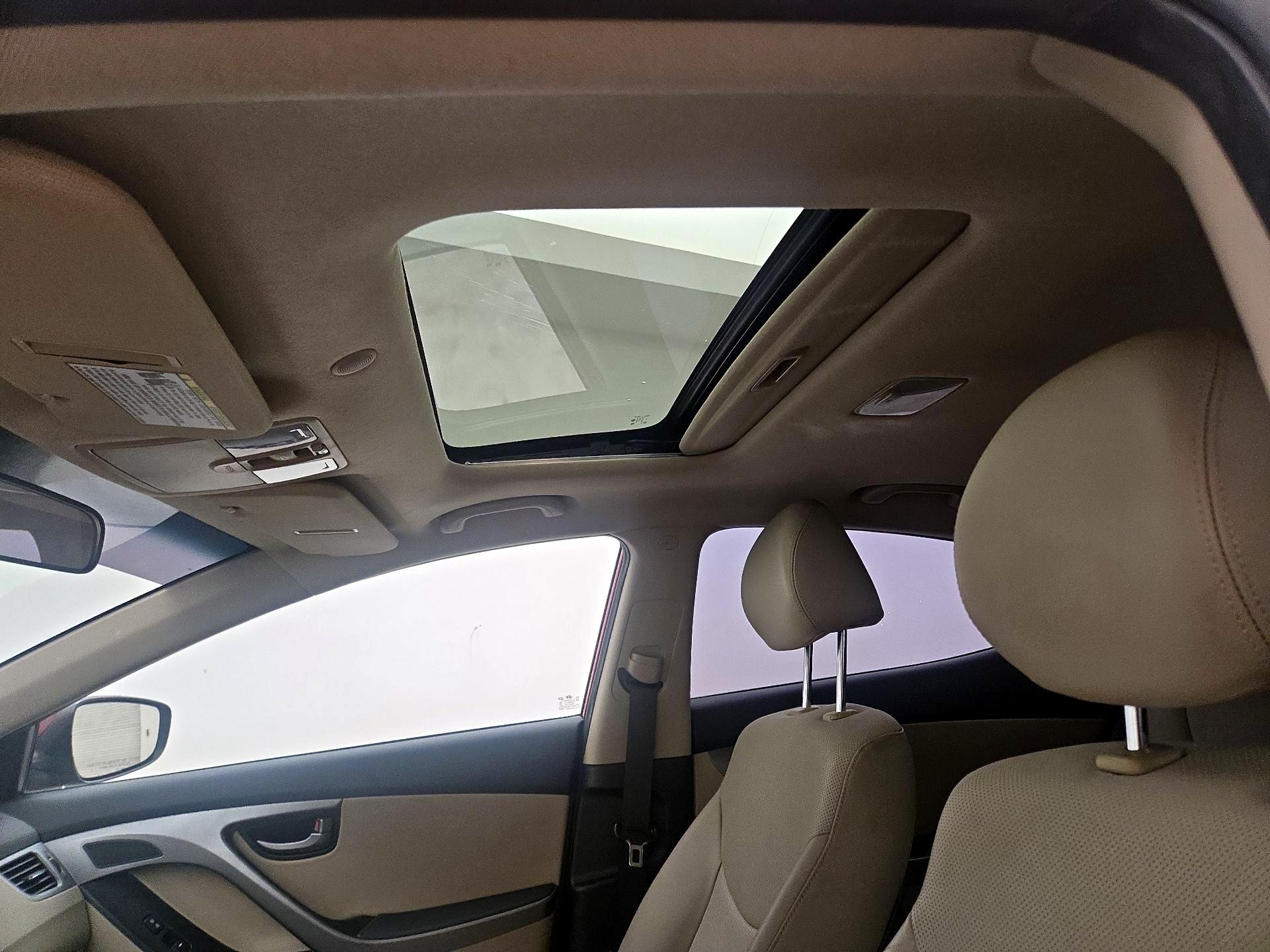 Thumbnail: 2014 Hyundai Elantra - 19