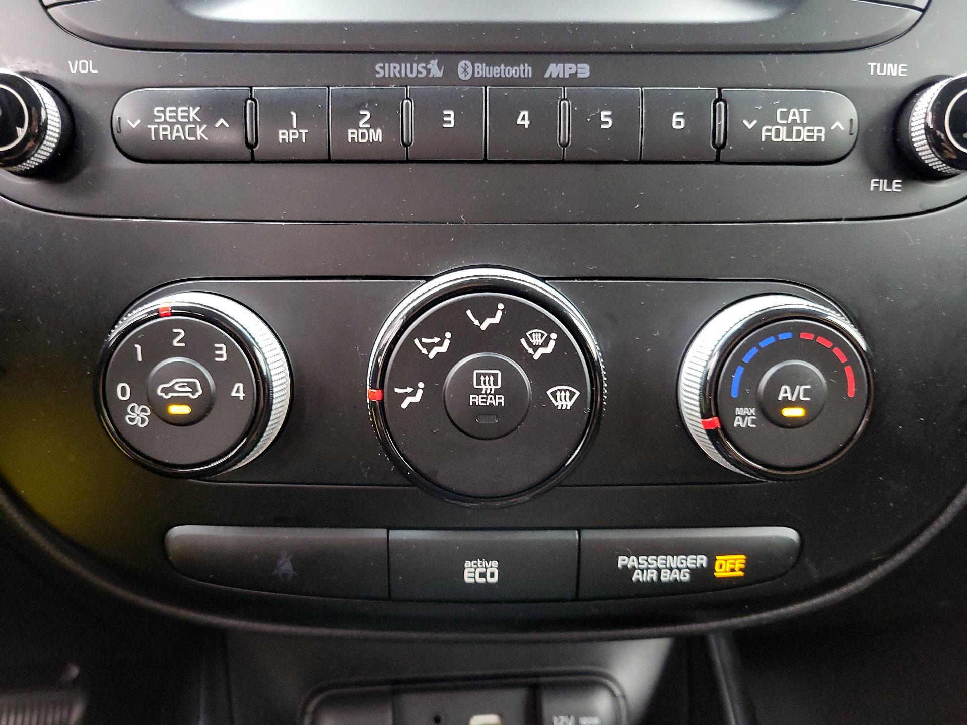Thumbnail: 2016 Kia Soul - 15