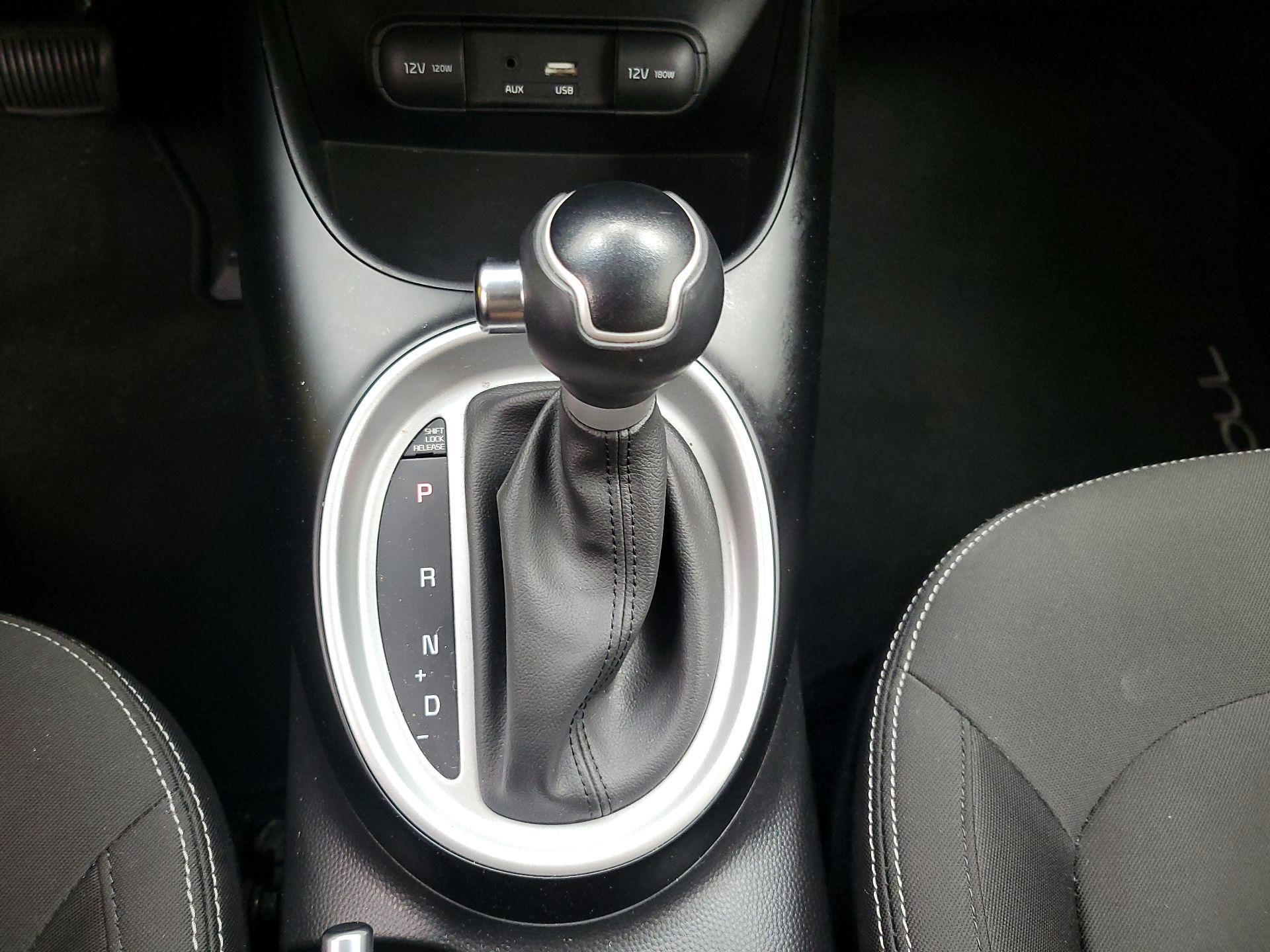 Thumbnail: 2016 Kia Soul - 16