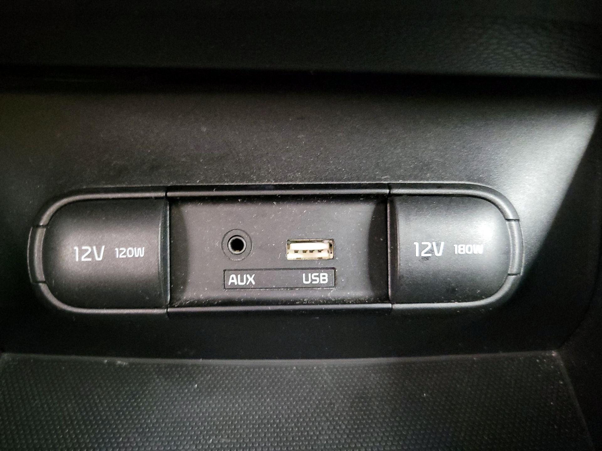 Thumbnail: 2016 Kia Soul - 17